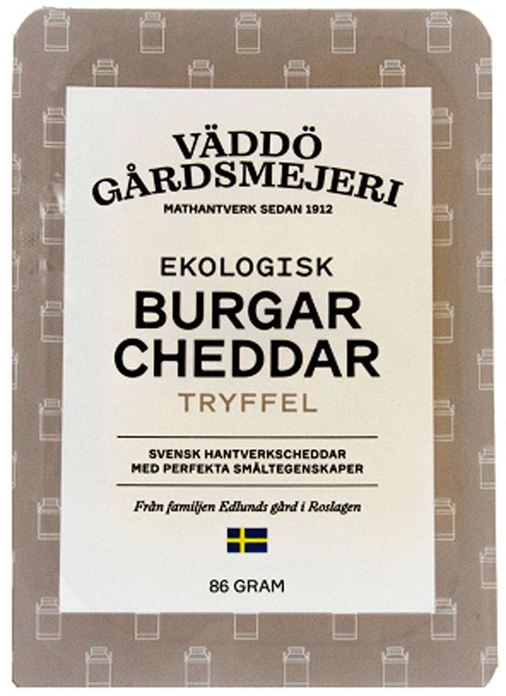 Väddö Gårdsmejeri Hamburgerost Cheddar Tryffel EKO 86g Väddö Gårdsmejeri