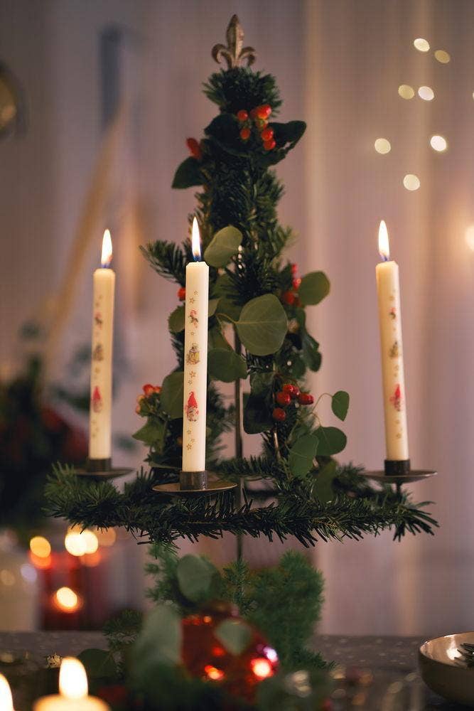 Duni Kronljus Tomtar & Granar 24cm