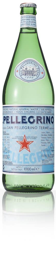 San Pellegrino Mineralvatten Glasflaska