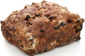 Gateau Aprikos- & Hasselnötsbröd