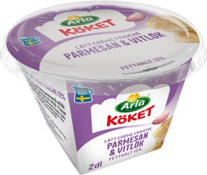 Arla Köket® Crème Fraiche Lätt Parmesan & Vitlök 12%