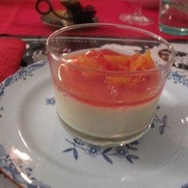 Panna cotta med kardemumma och apelsin