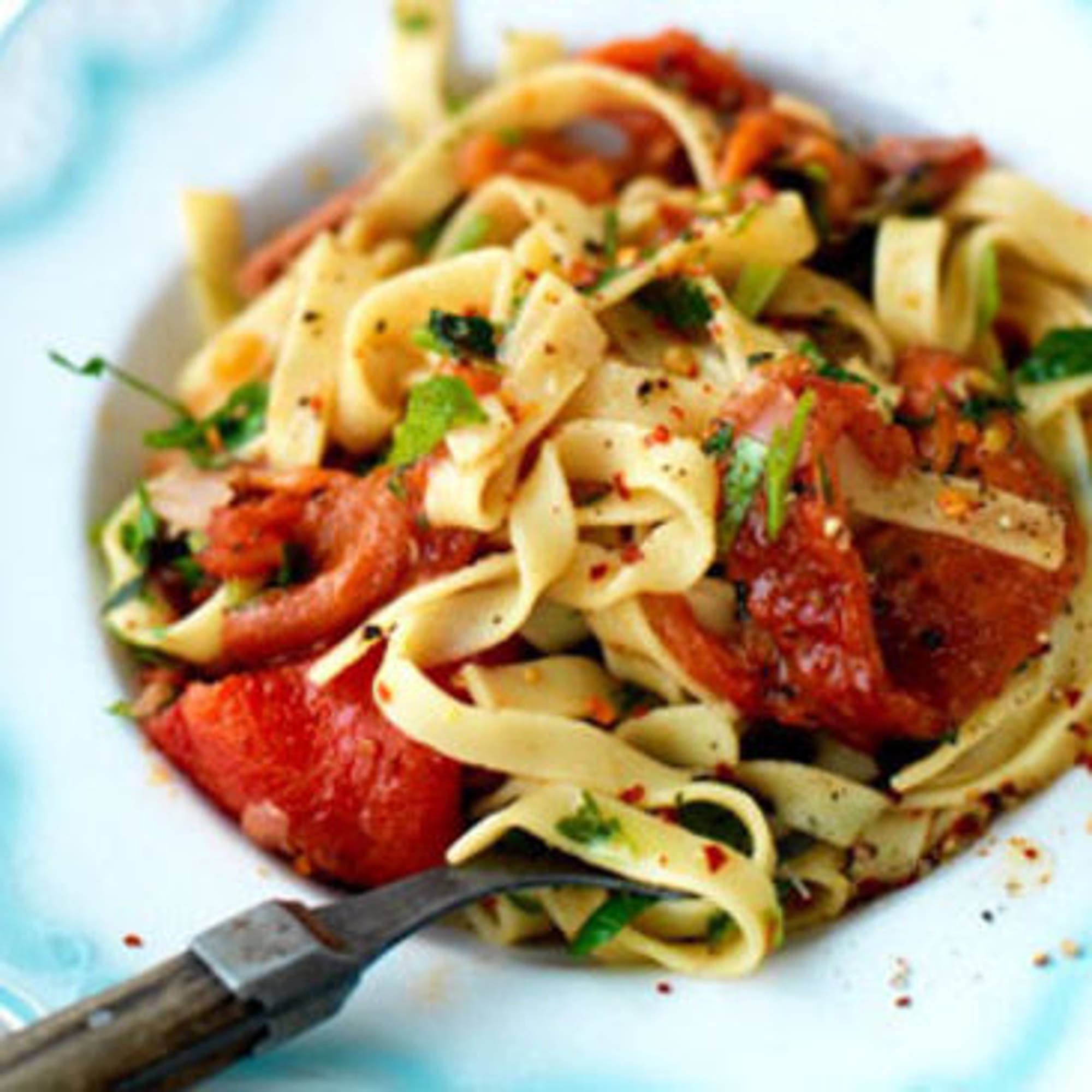 Mama Theresas pasta med prosciutto crudo