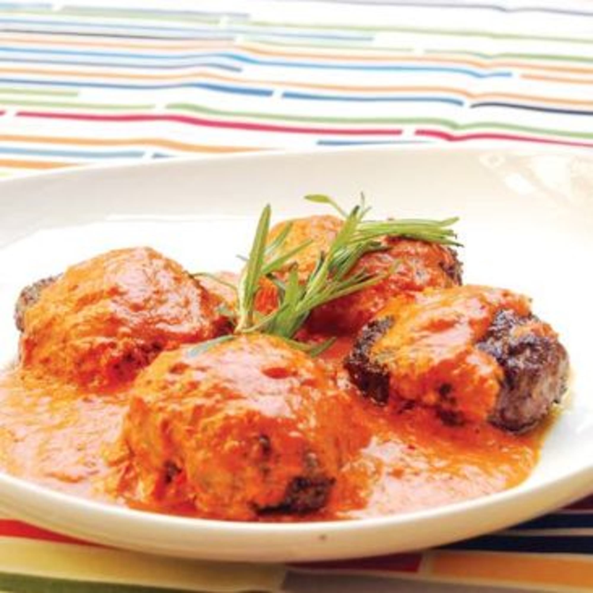 Italienska wallenbergare med färskpotatis och broccoli