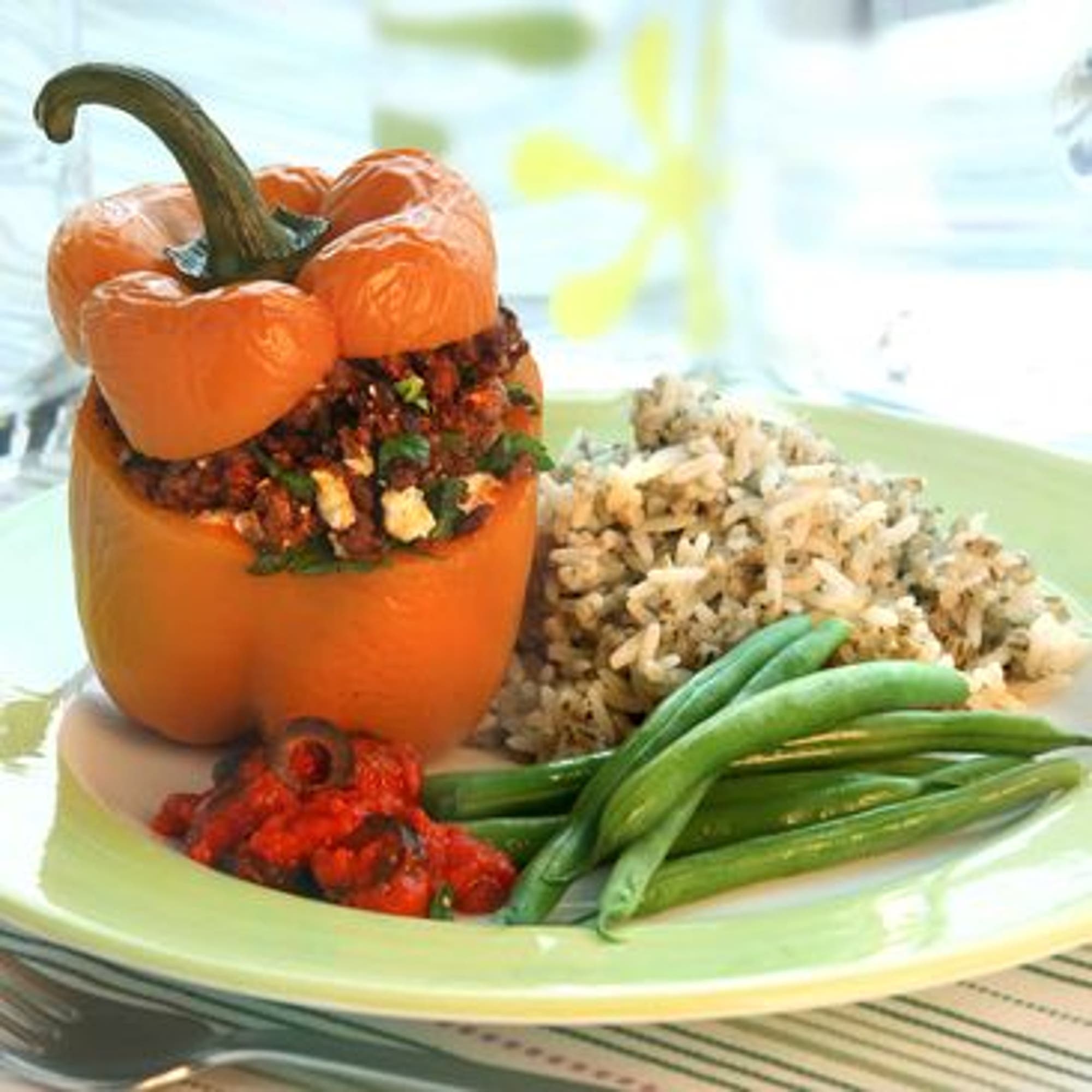Bakad paprika med lammfärs och buljongkokt ris & korn