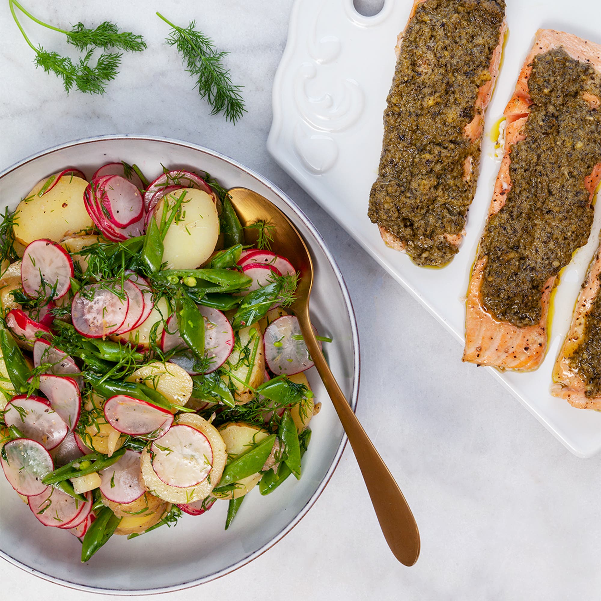 Örtpestobakad lax med potatissallad