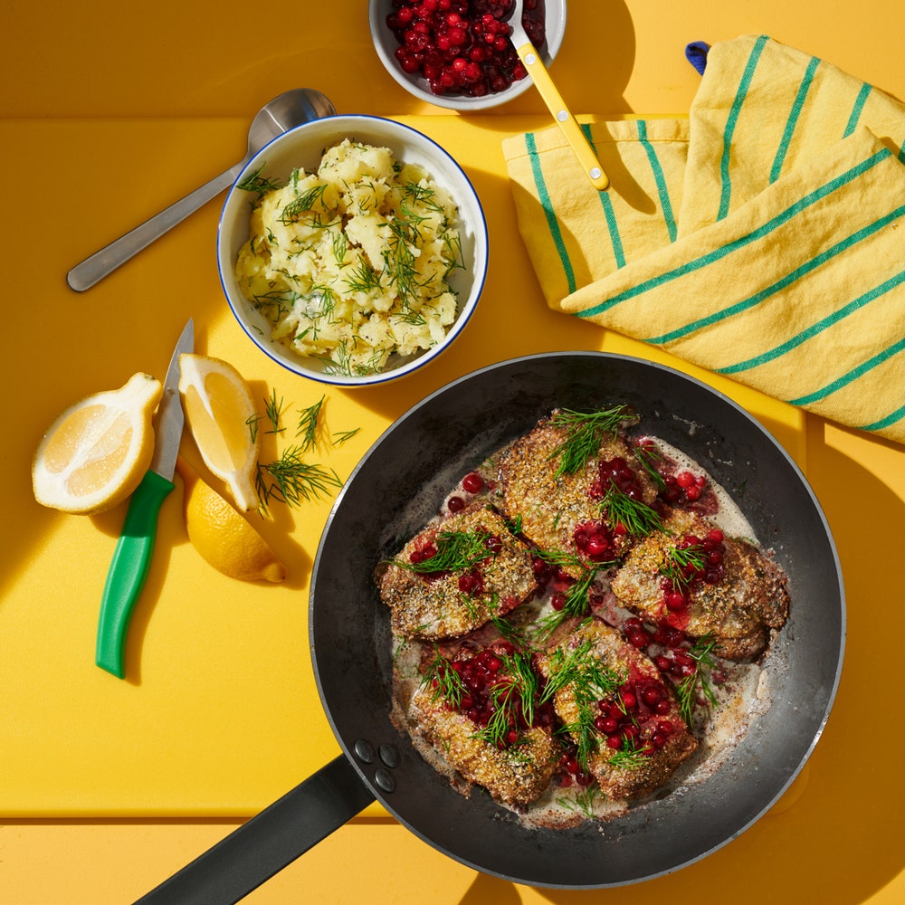 Senapsstekt strömming med dillstompad potatis