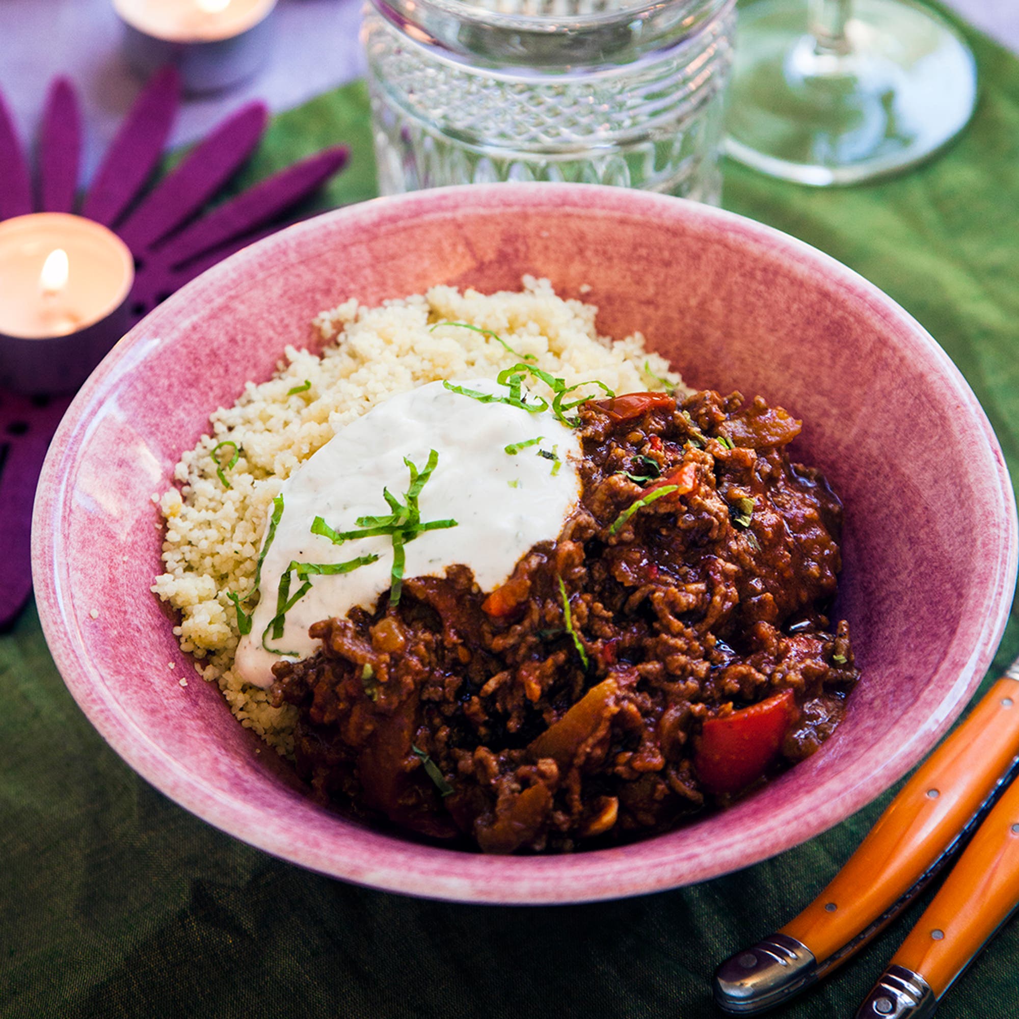 Marockansk färsgryta med yoghurt och couscous