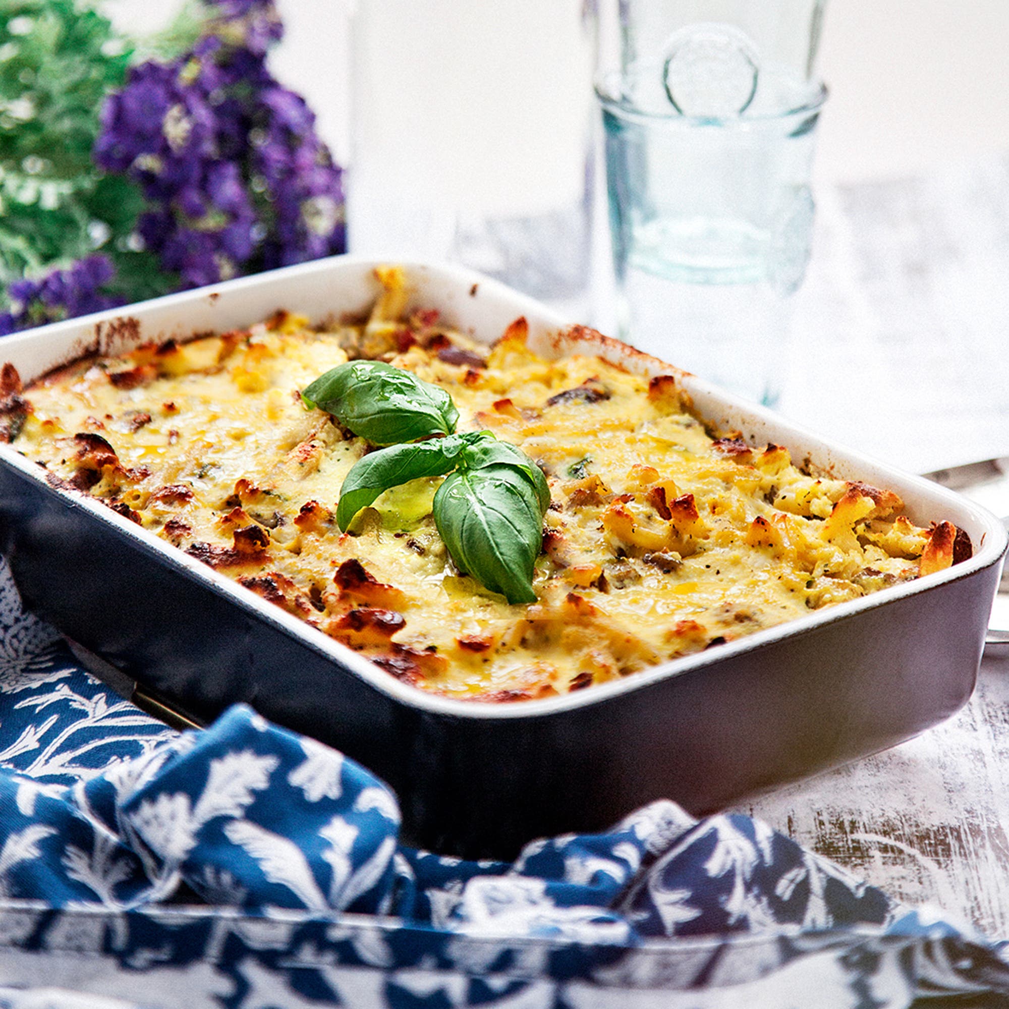 Pastagratäng med bacon, ricotta och zucchini