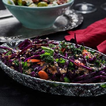 Kålsallad med tahinidressing