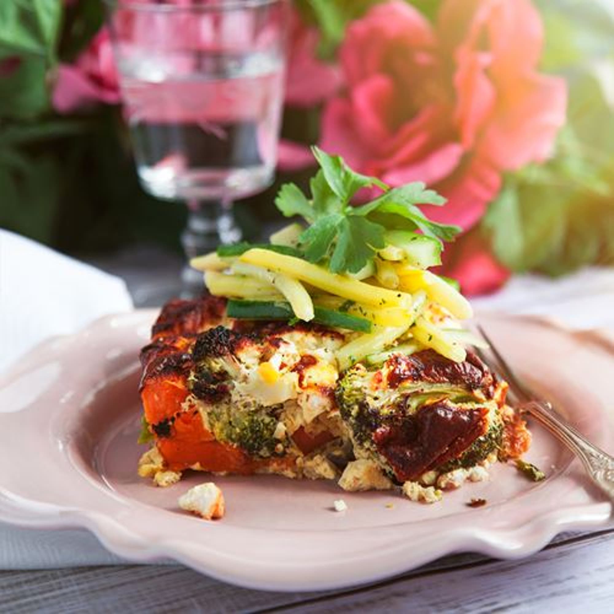 Sötpotatisfrittata med broccoli och fetaost