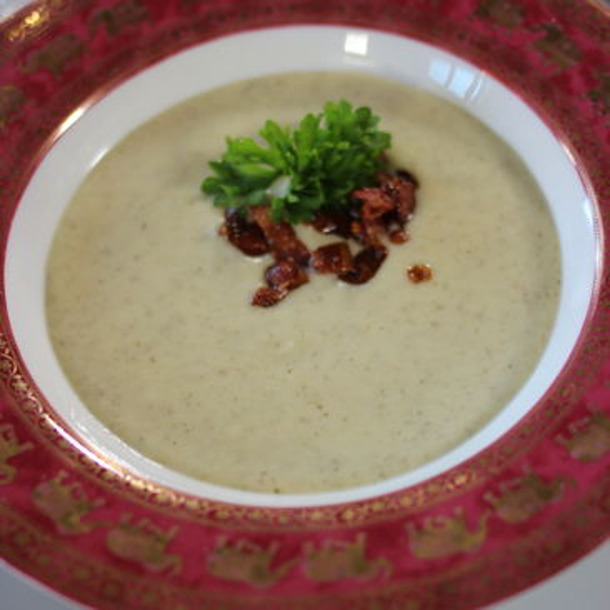 Jordärtskockssoppa med knaperstekt bacon