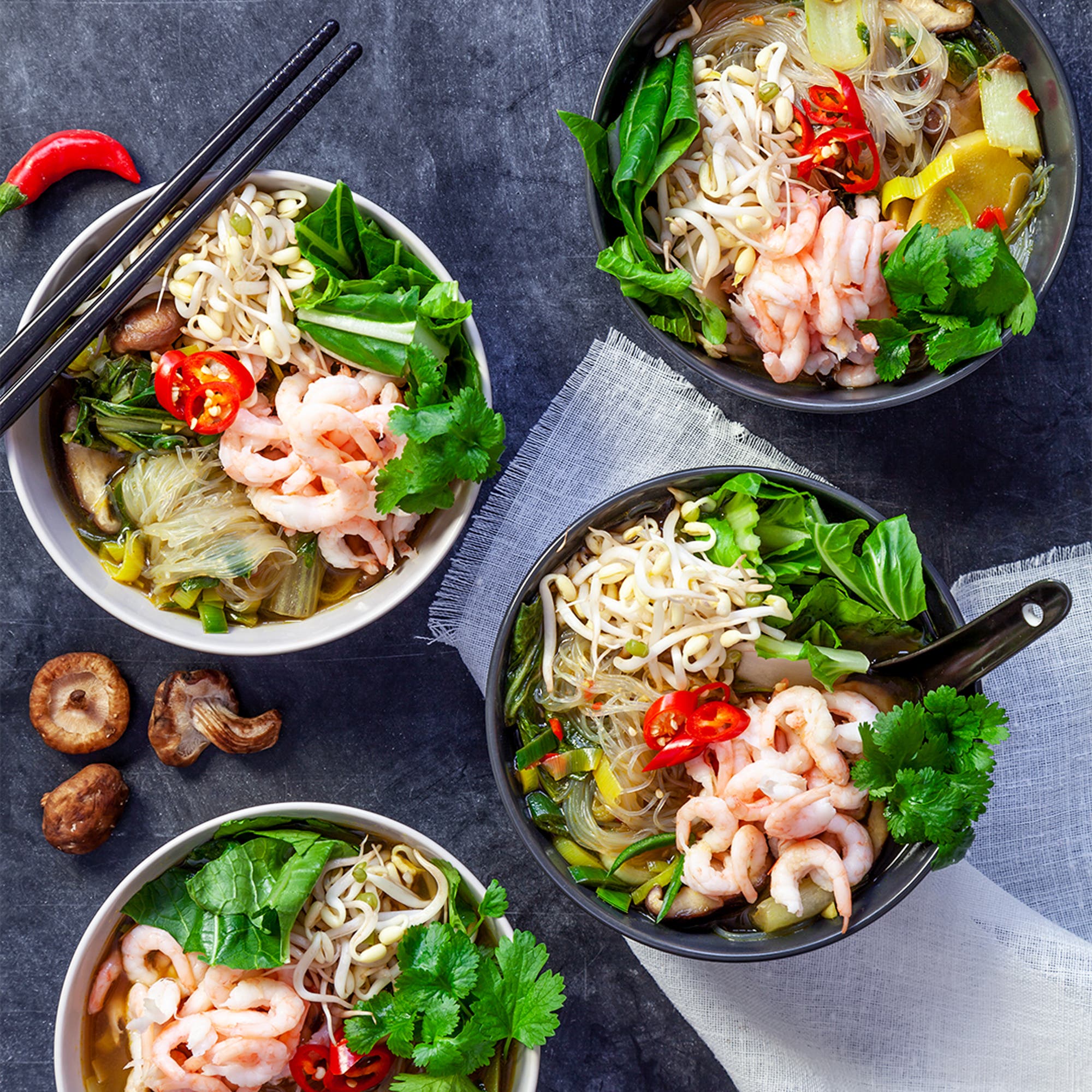 Pho med räkor
