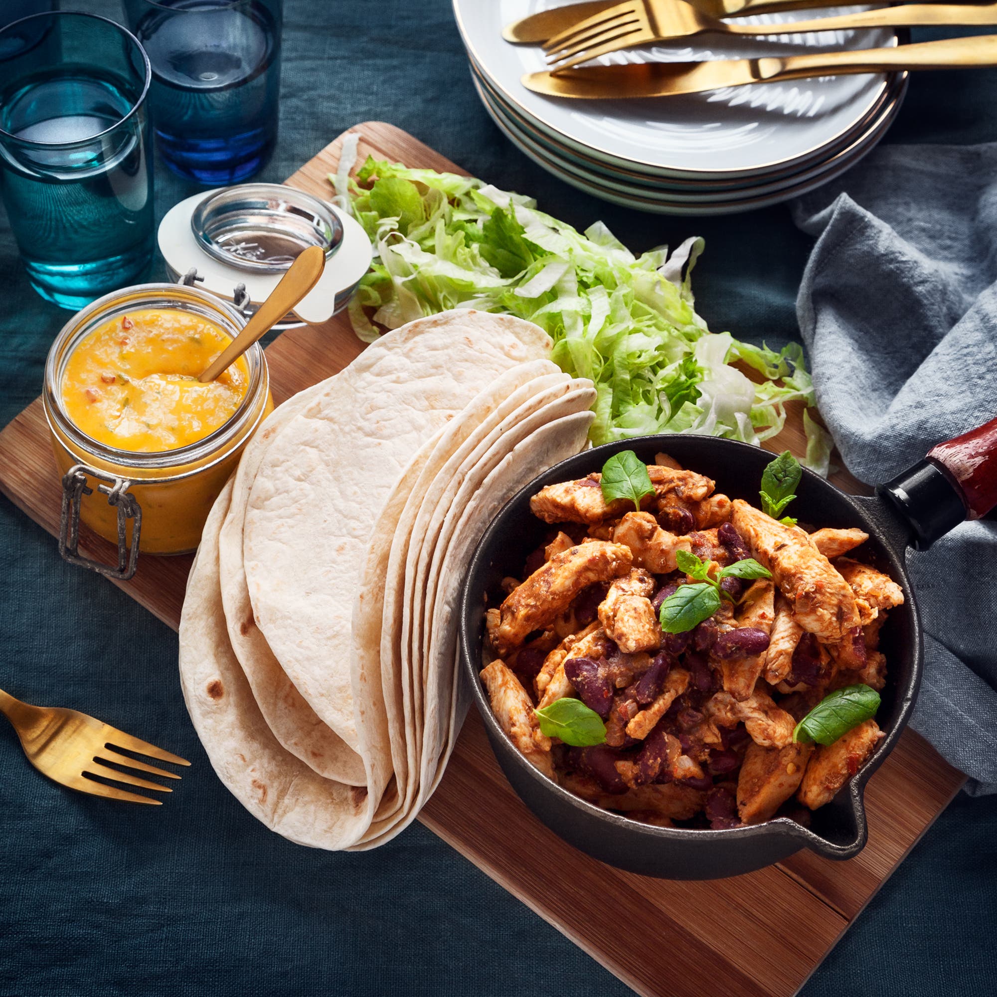 Chicken tacos med syrlig mangosås
