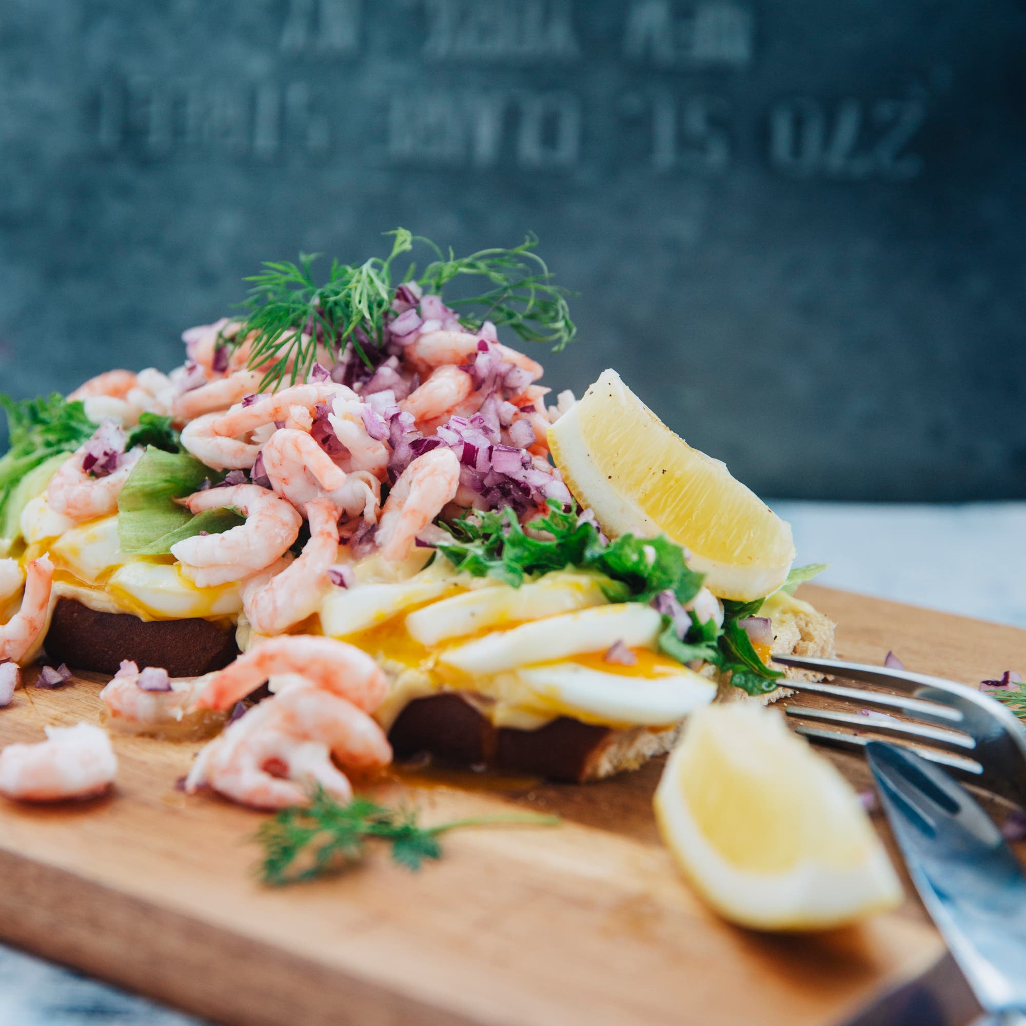 Räksmörgås med egengjord aioli