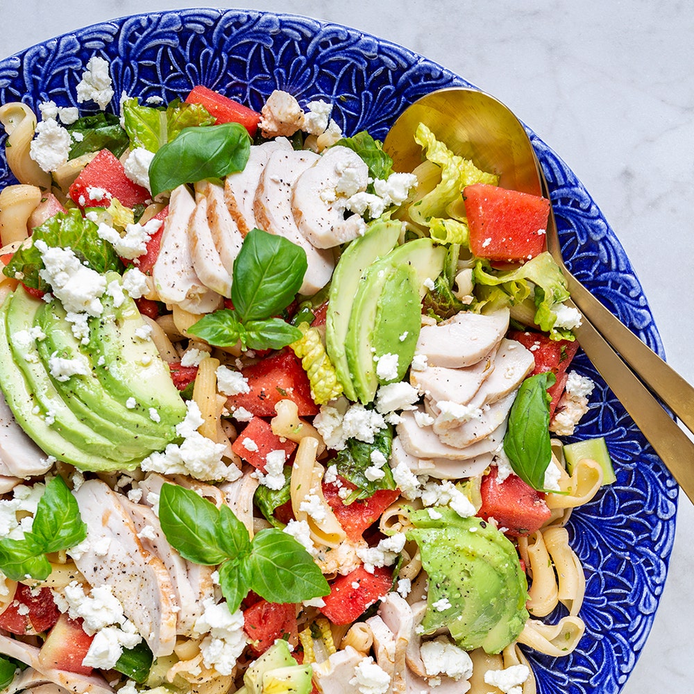 Pastasallad med kyckling, vattenmelon och fetaost
