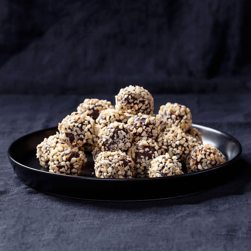 Chokladtryffel med kaffe och hasselnötter
