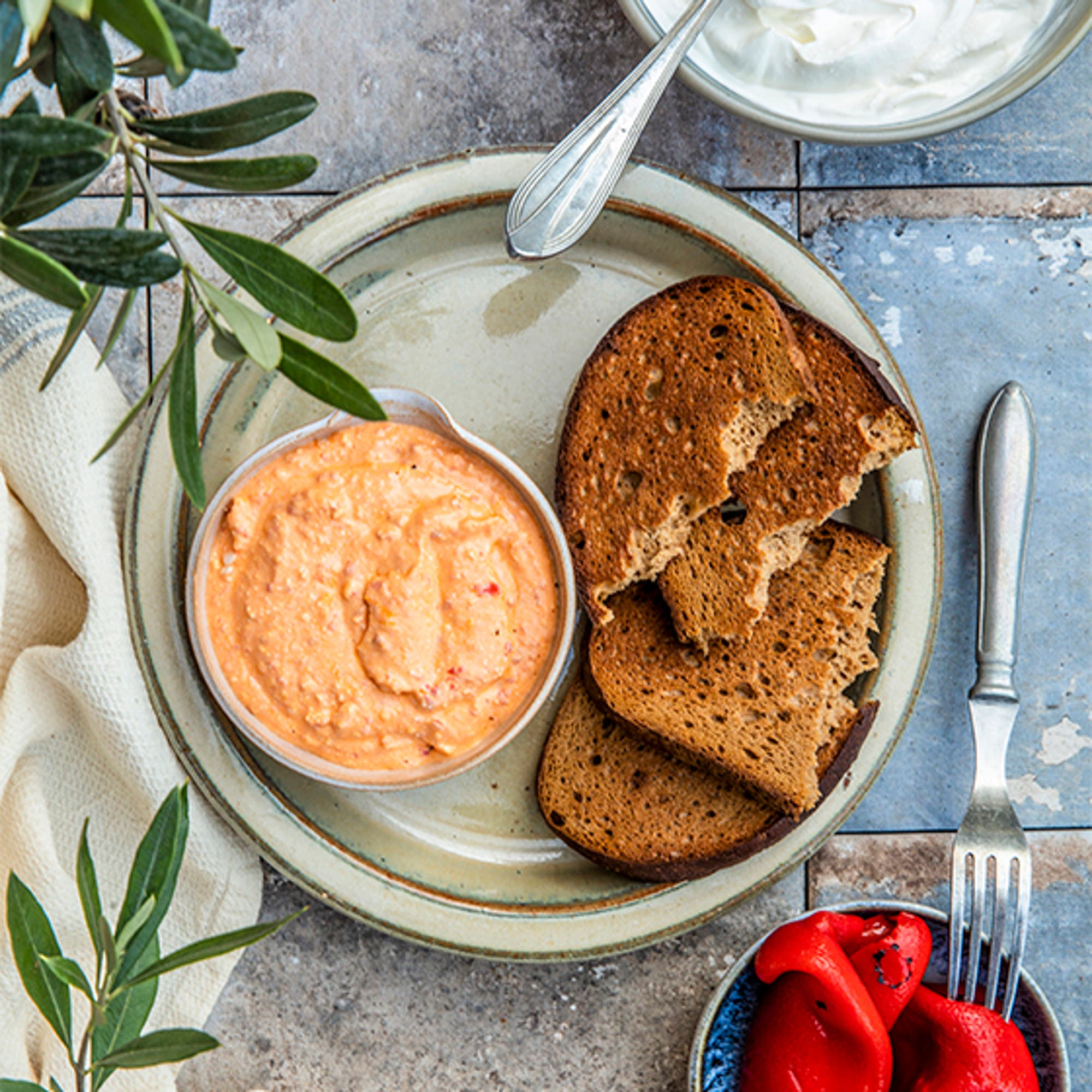 Tyrokafteri – klassisk grekisk fetaoströra med äkta Grekisk Yoghurt