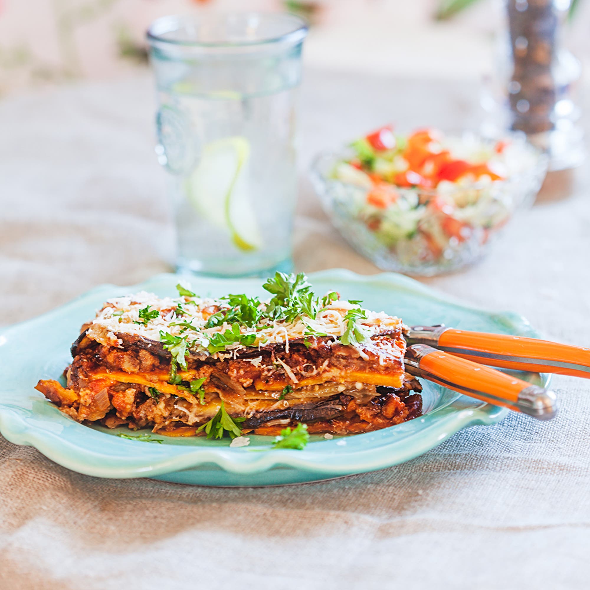 Moussaka på sötpotatis och vegofärs