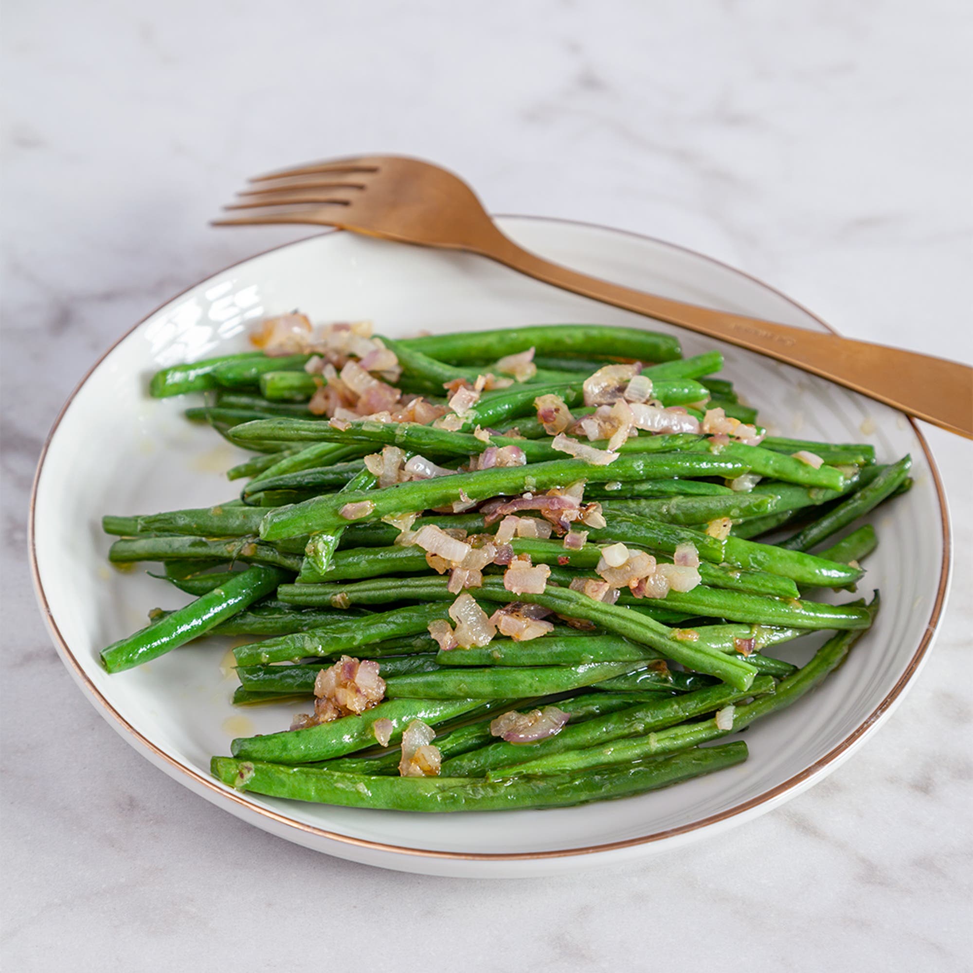 Vitlöksstekta haricots verts