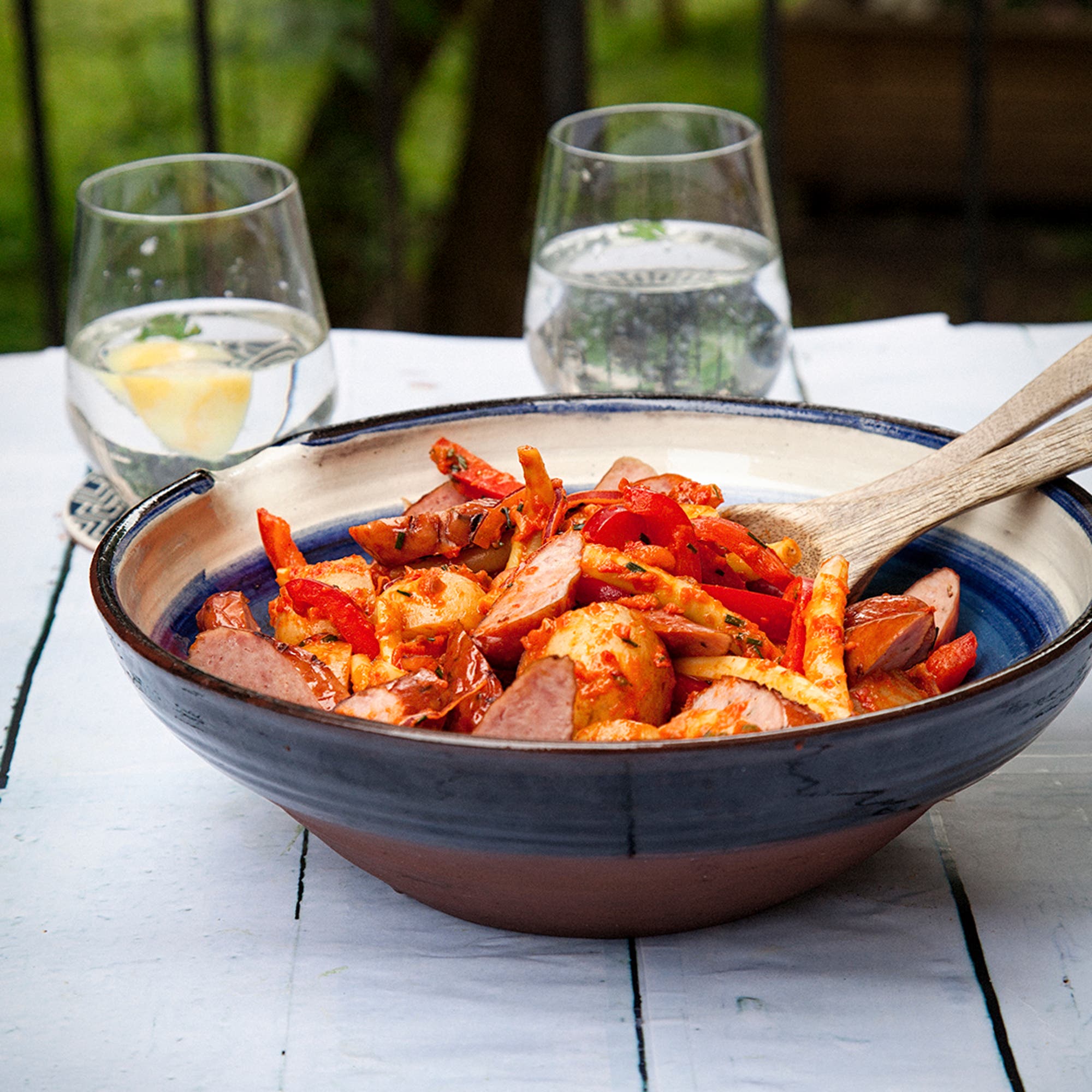 Salsiccia med ajvarpotatis