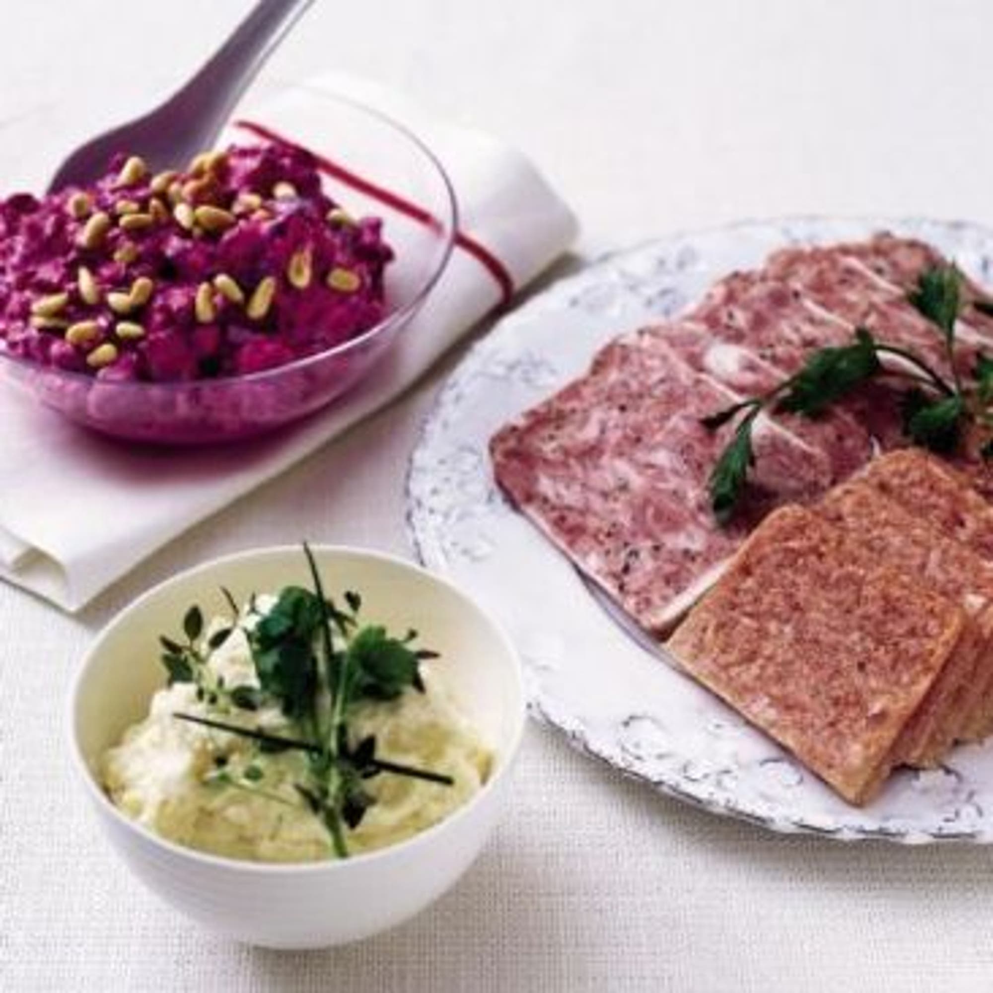 Rödbetssallad med getostyoghurt