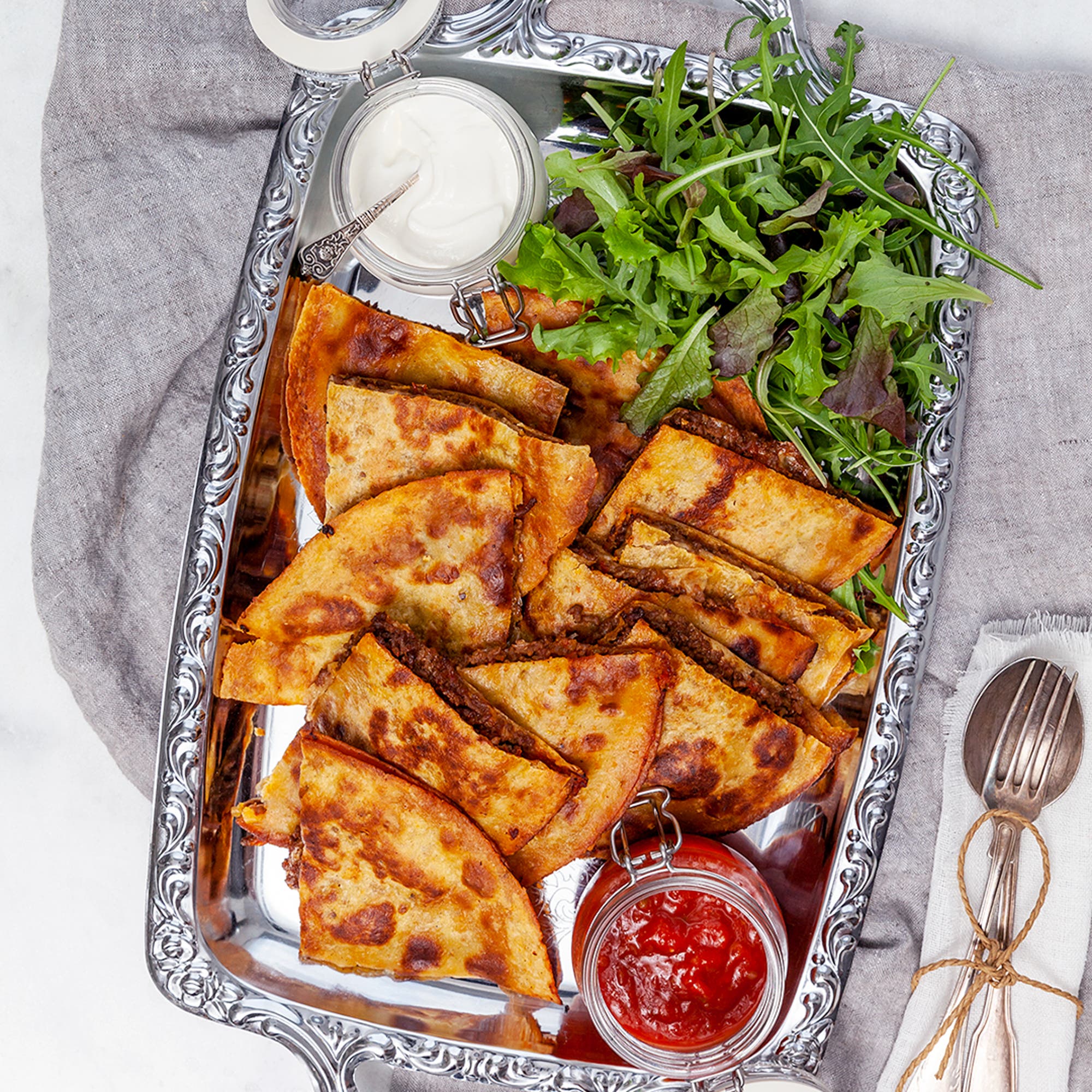 Krispiga quesadillas med tacofärs
