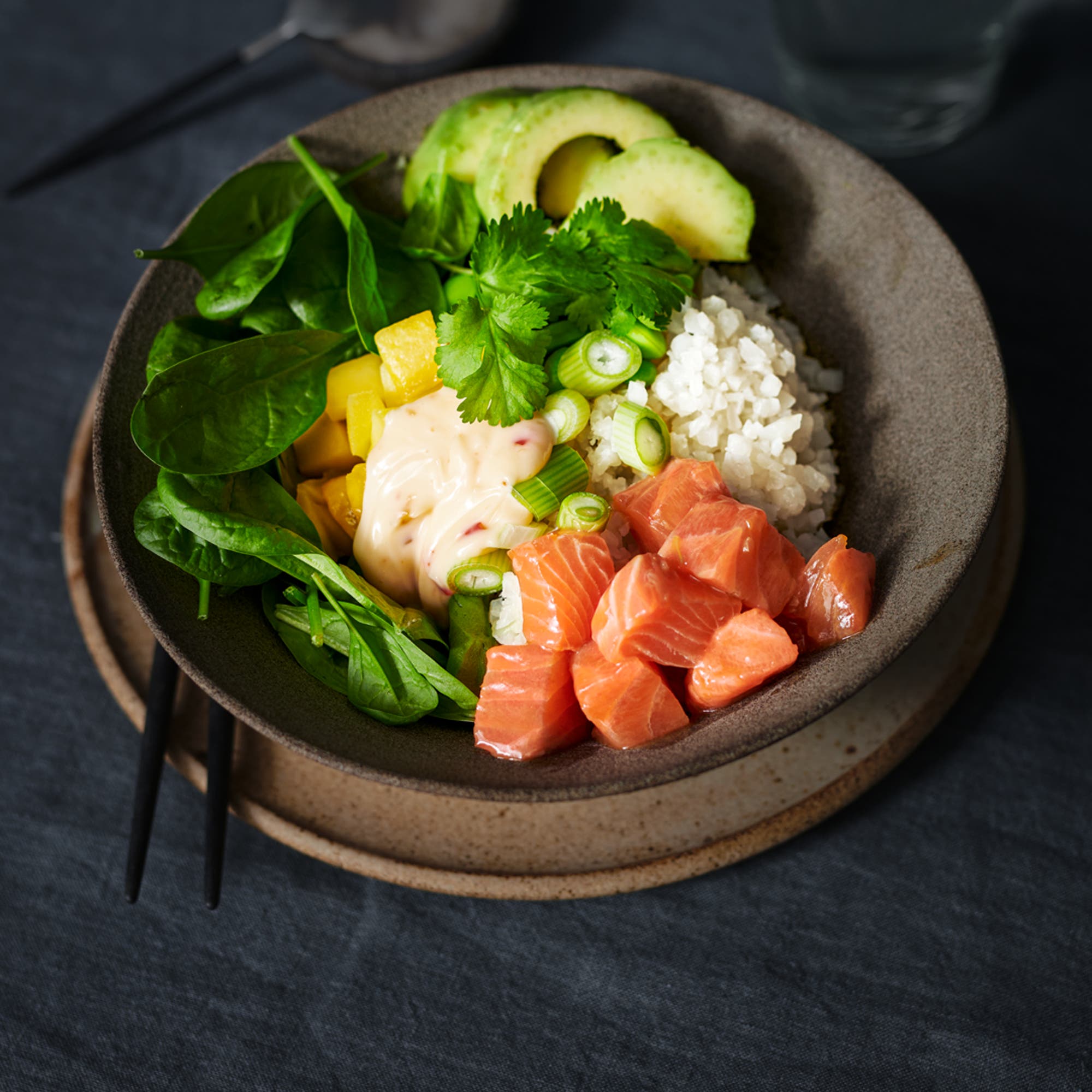 Poké bowl med blomkålsris