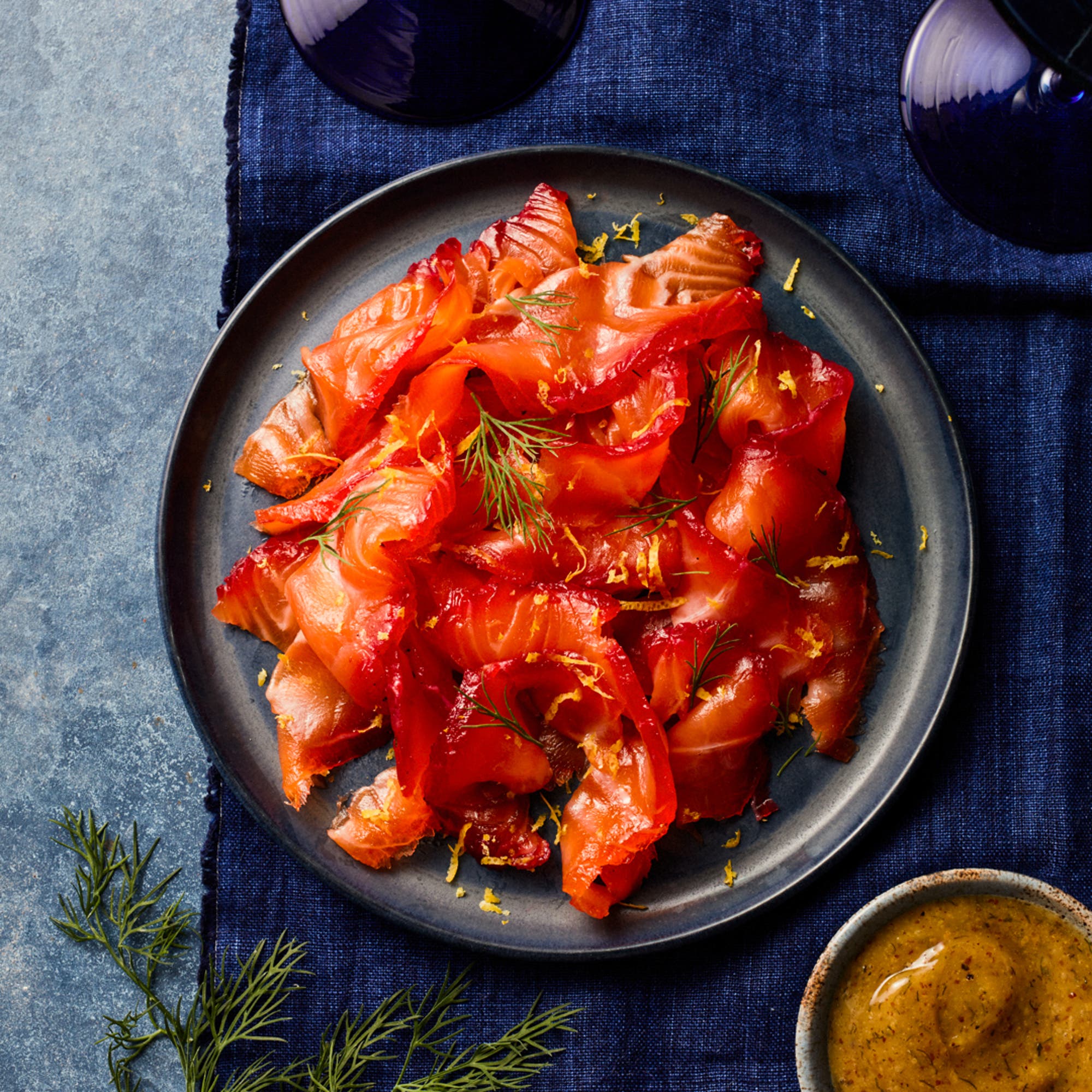 Rödbetsgravad lax