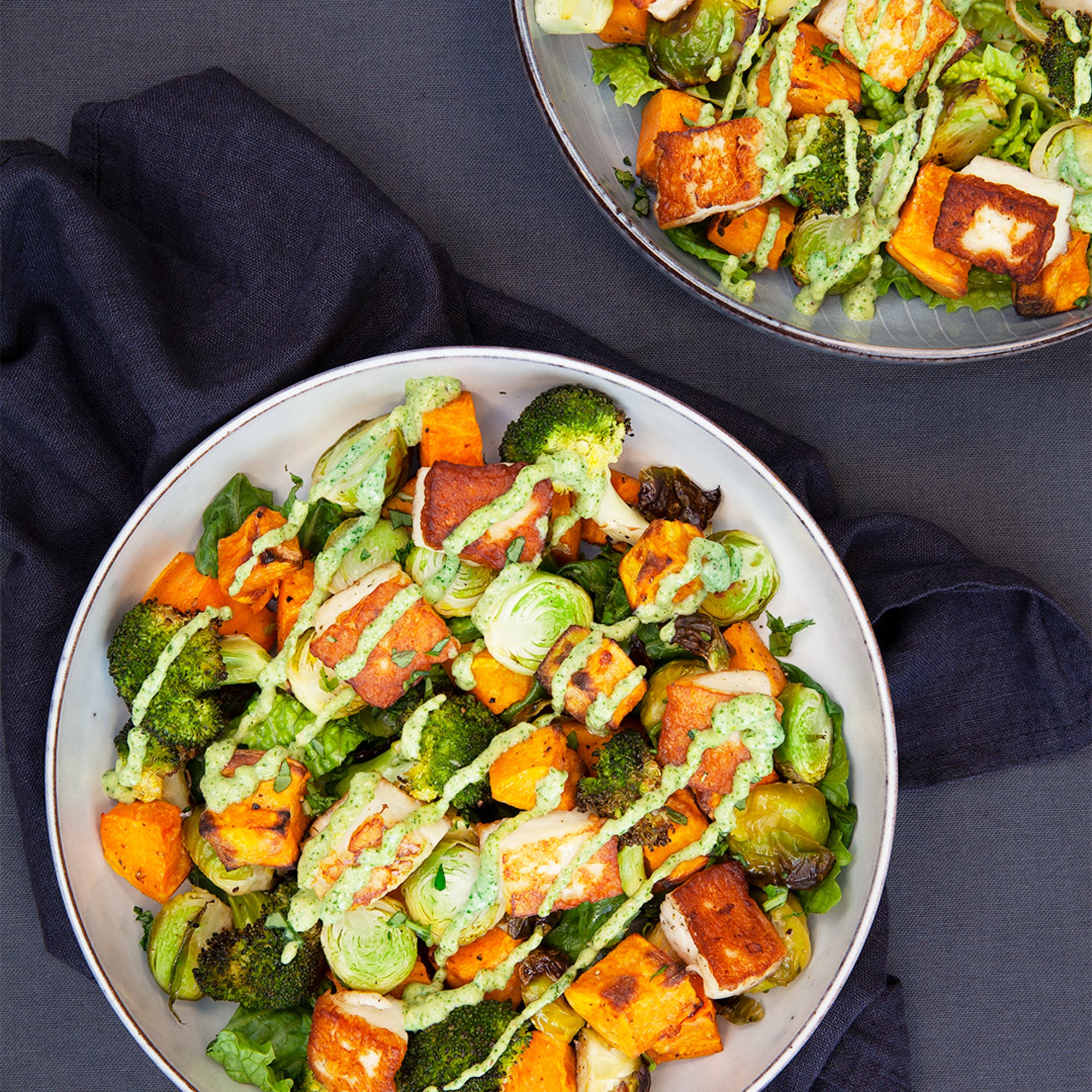 Sötpotatisbowl med halloumi