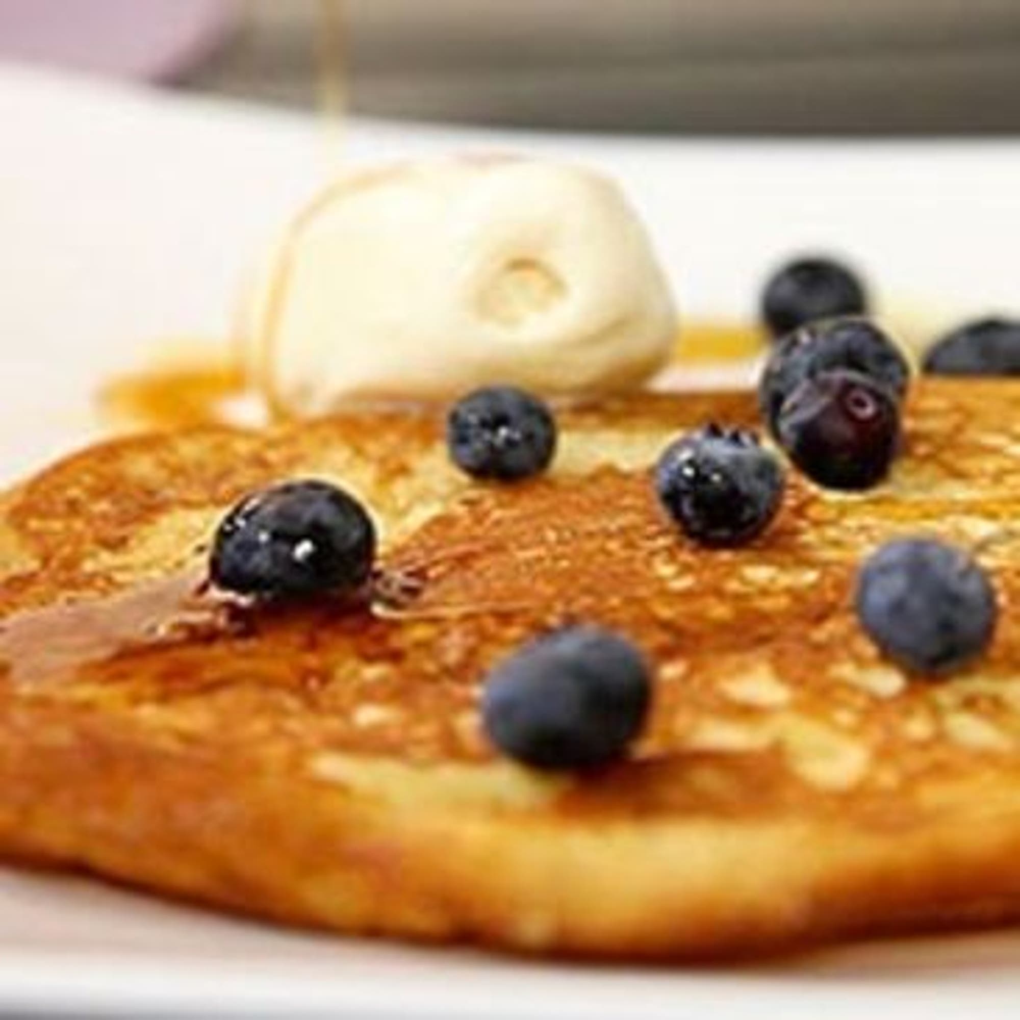 Amerikanska pannkakor med lönnsirap