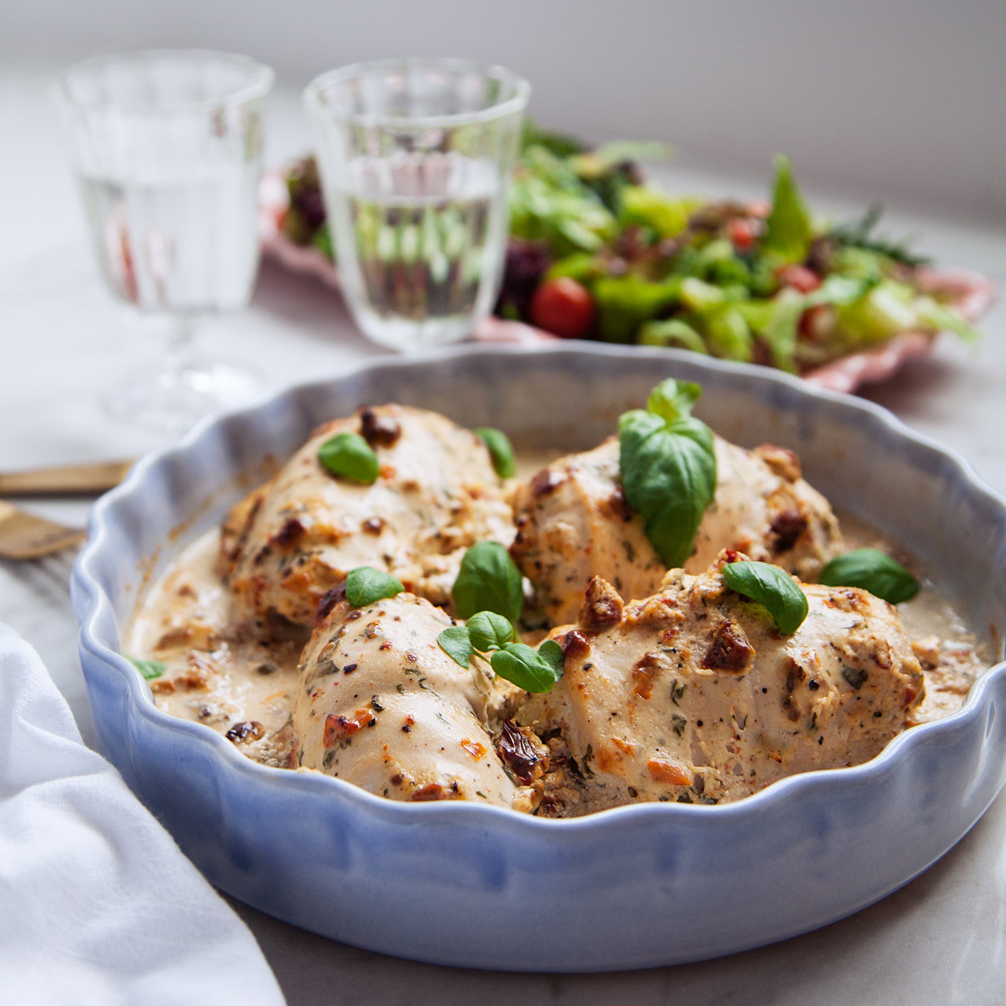 Kycklingrullader med fetaost och ris