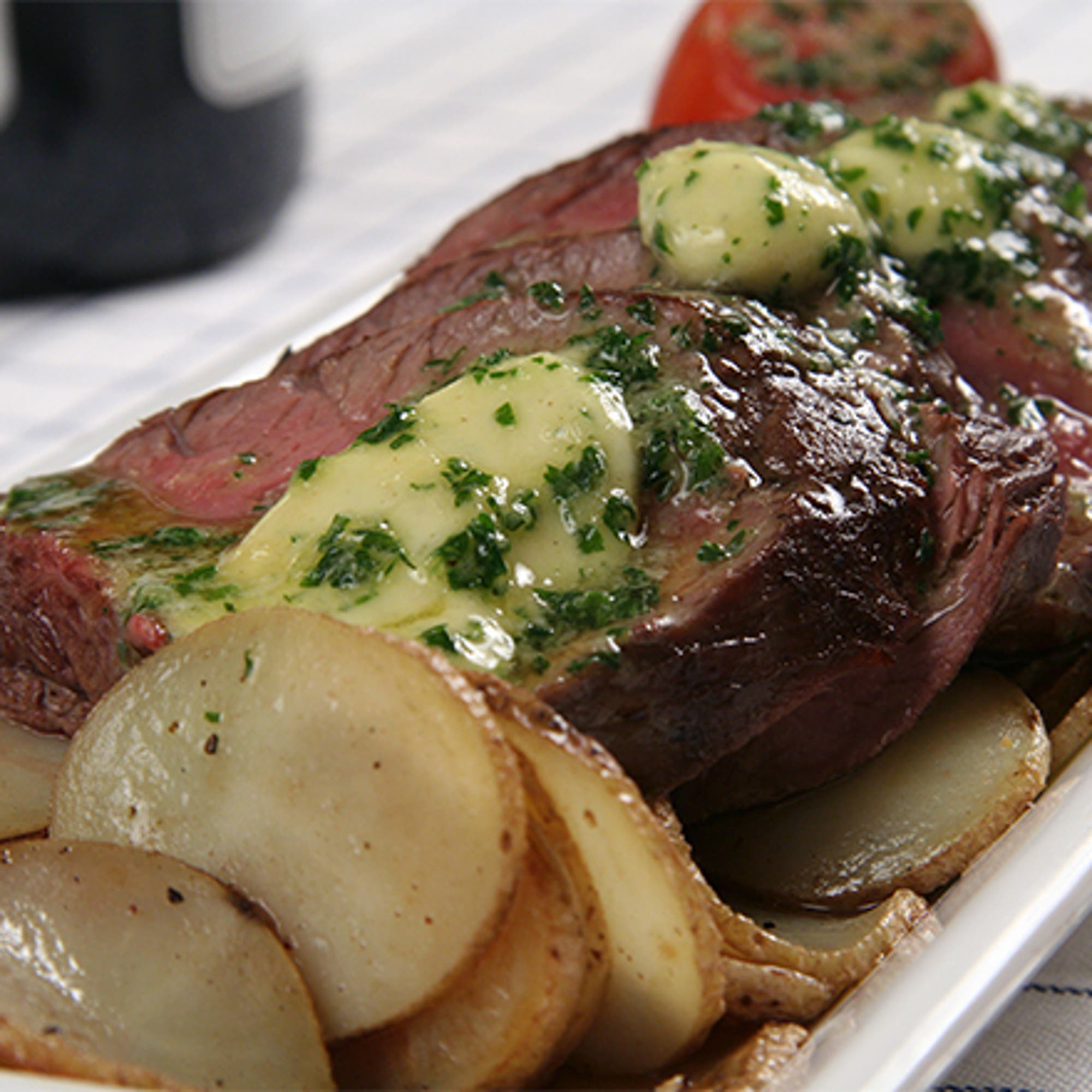 Vitlöksgratinerad oxfilé - Coeur de filet provencale