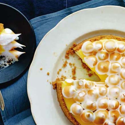 Lemon meringue cheesecake