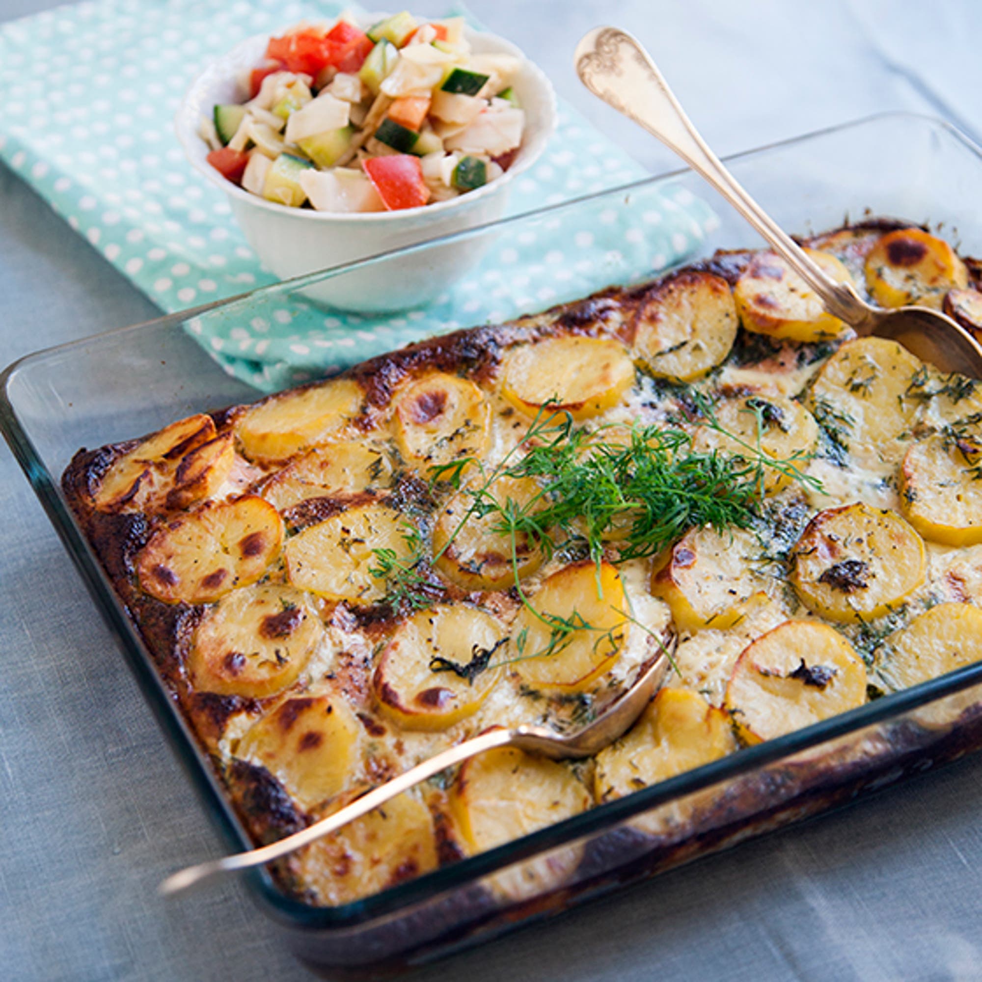 Laxpudding med skirat smör