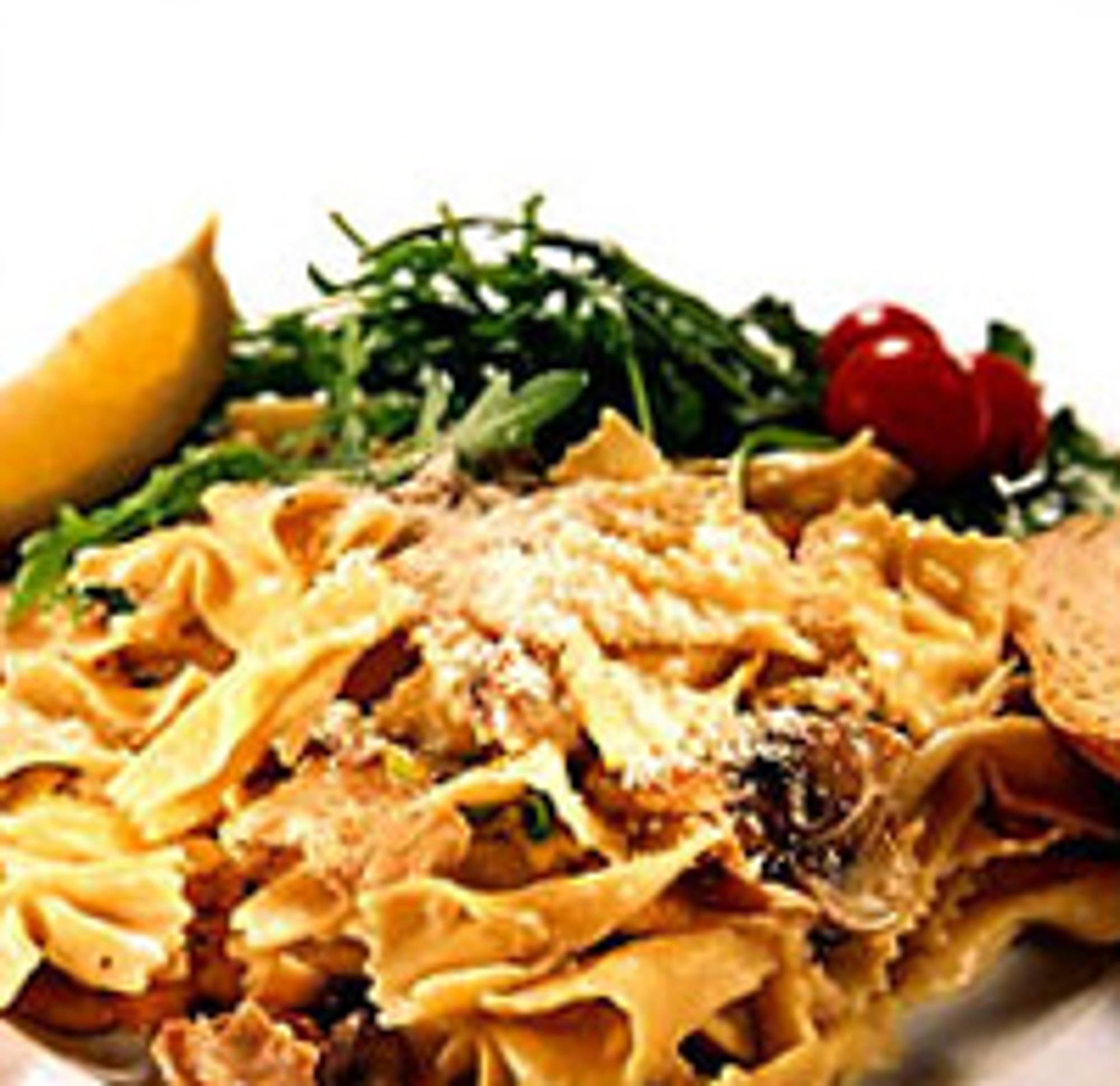 Pasta med kycklingragu