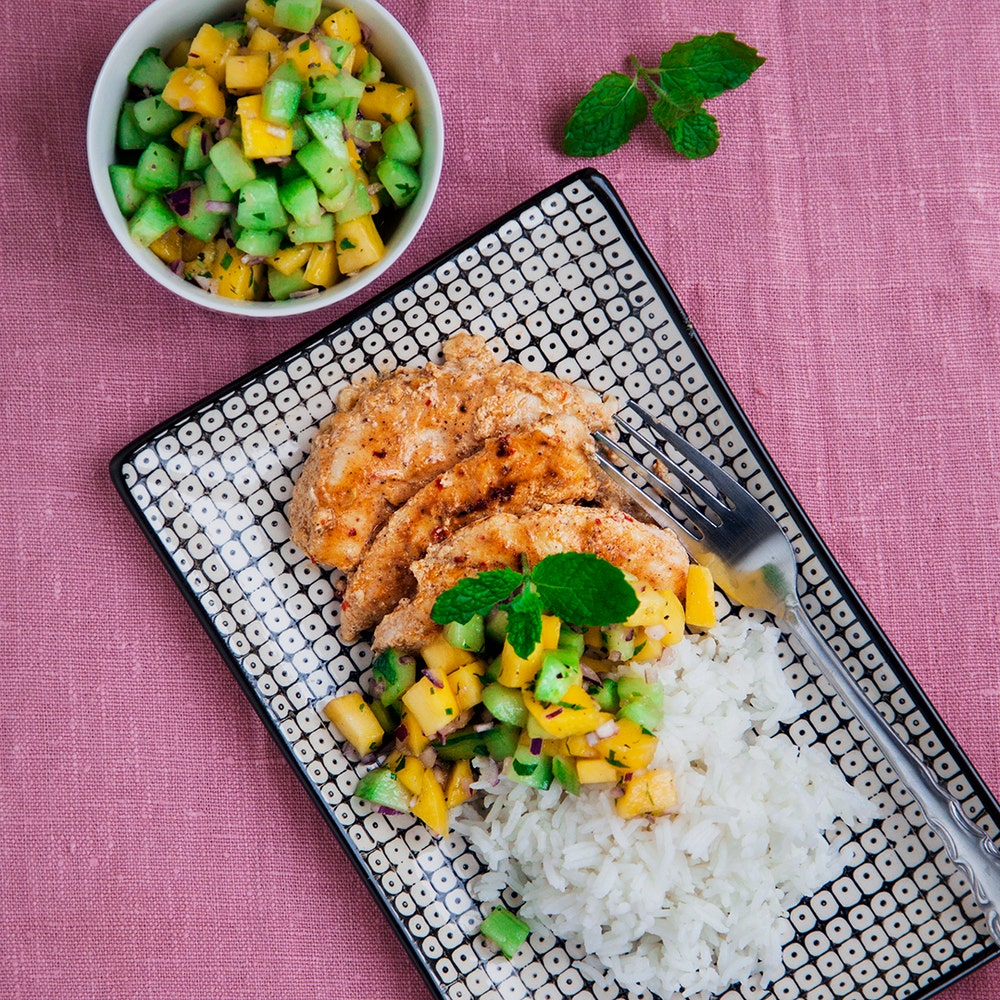 Tandoorikyckling med mango- och myntasallad