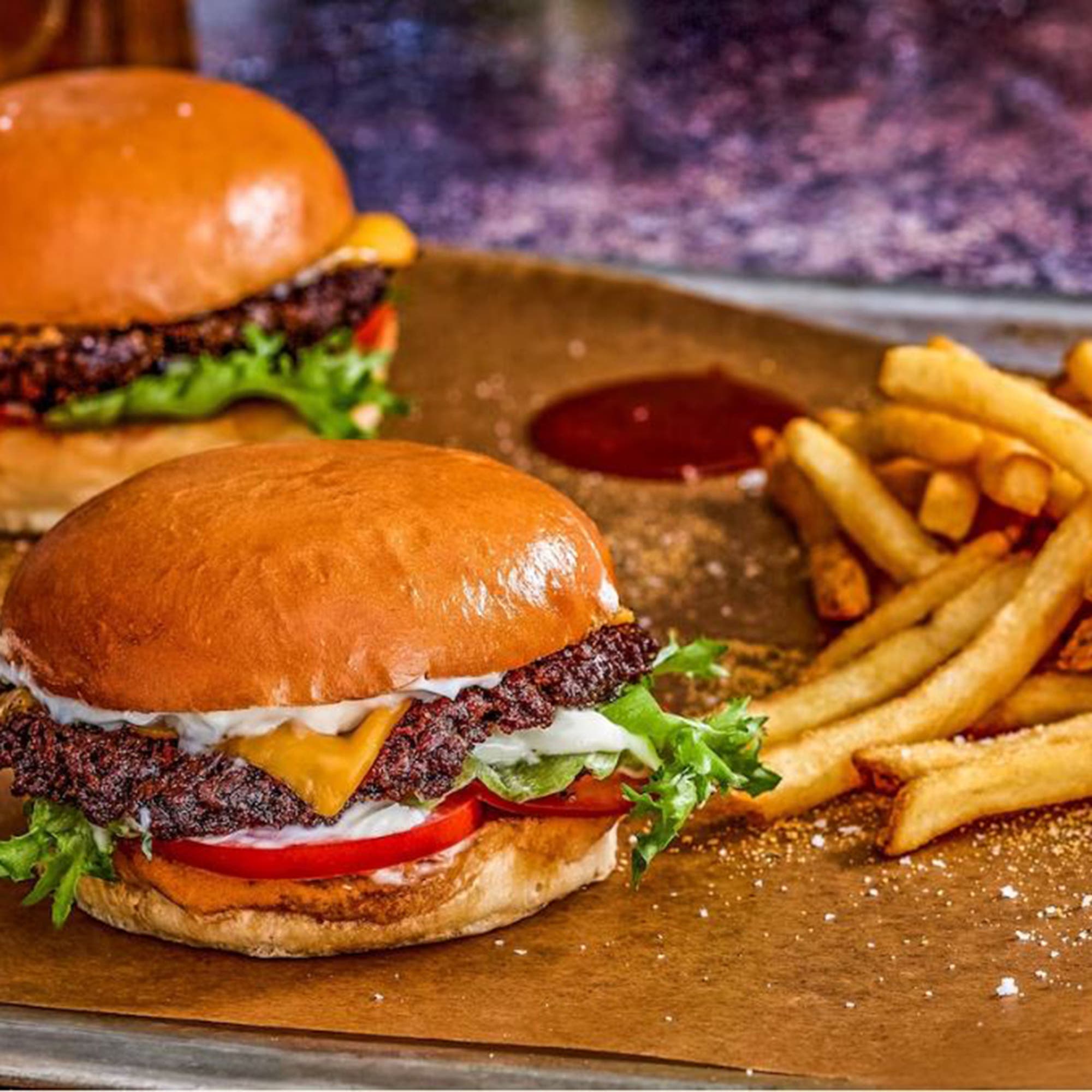 Smash burgare med Rasmus Björks hamburgersås