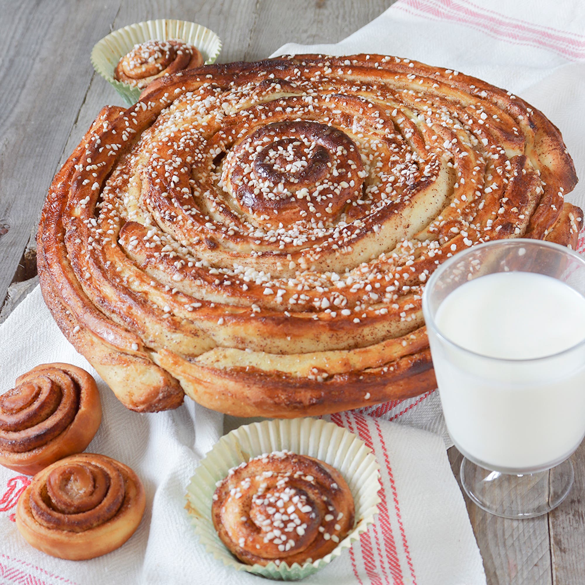 Kanelbulletårta