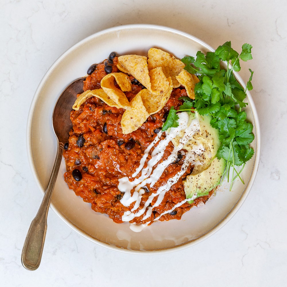 Vegochili med nachos och avokado