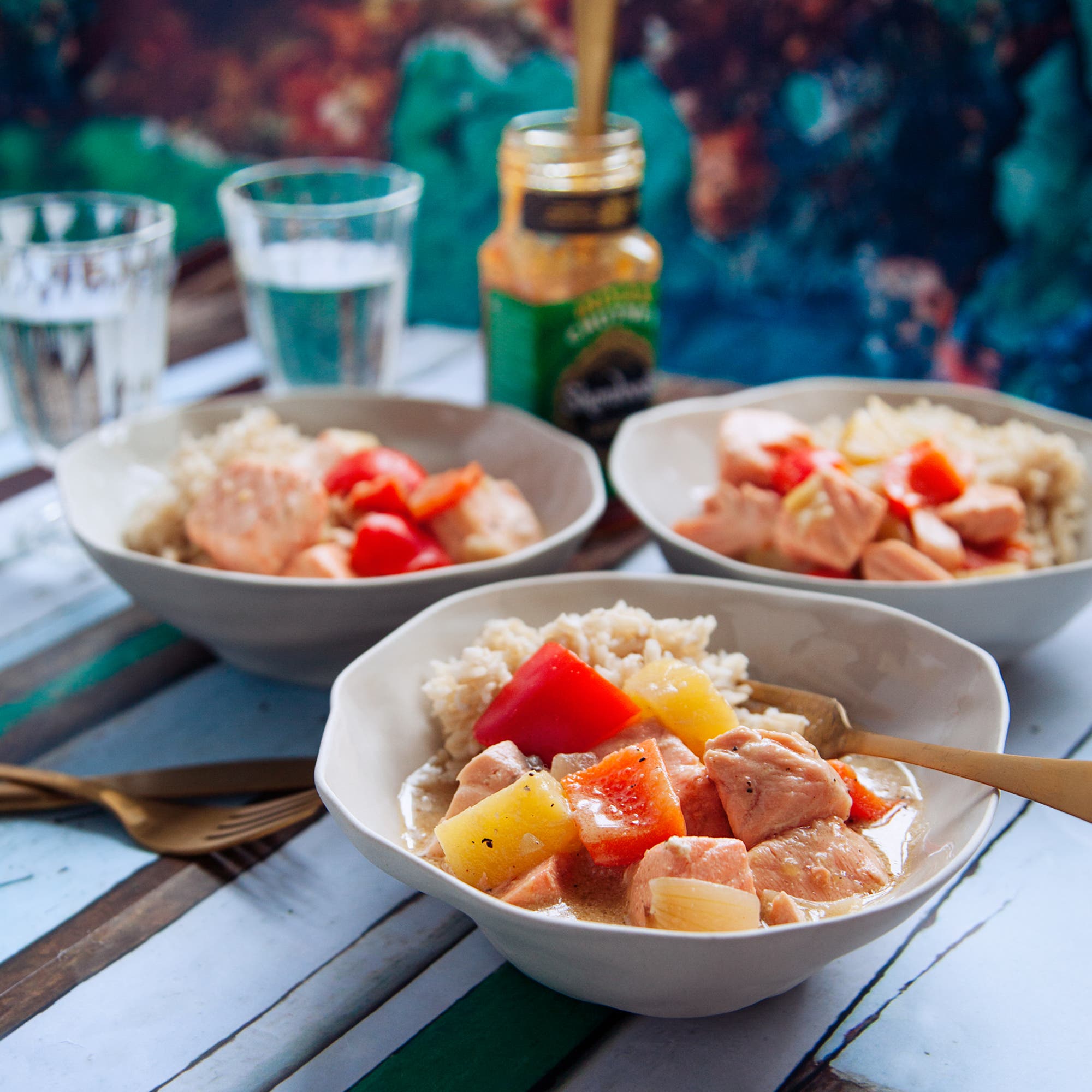 Laxgryta i kokosmjölk med ananas och mango chutney