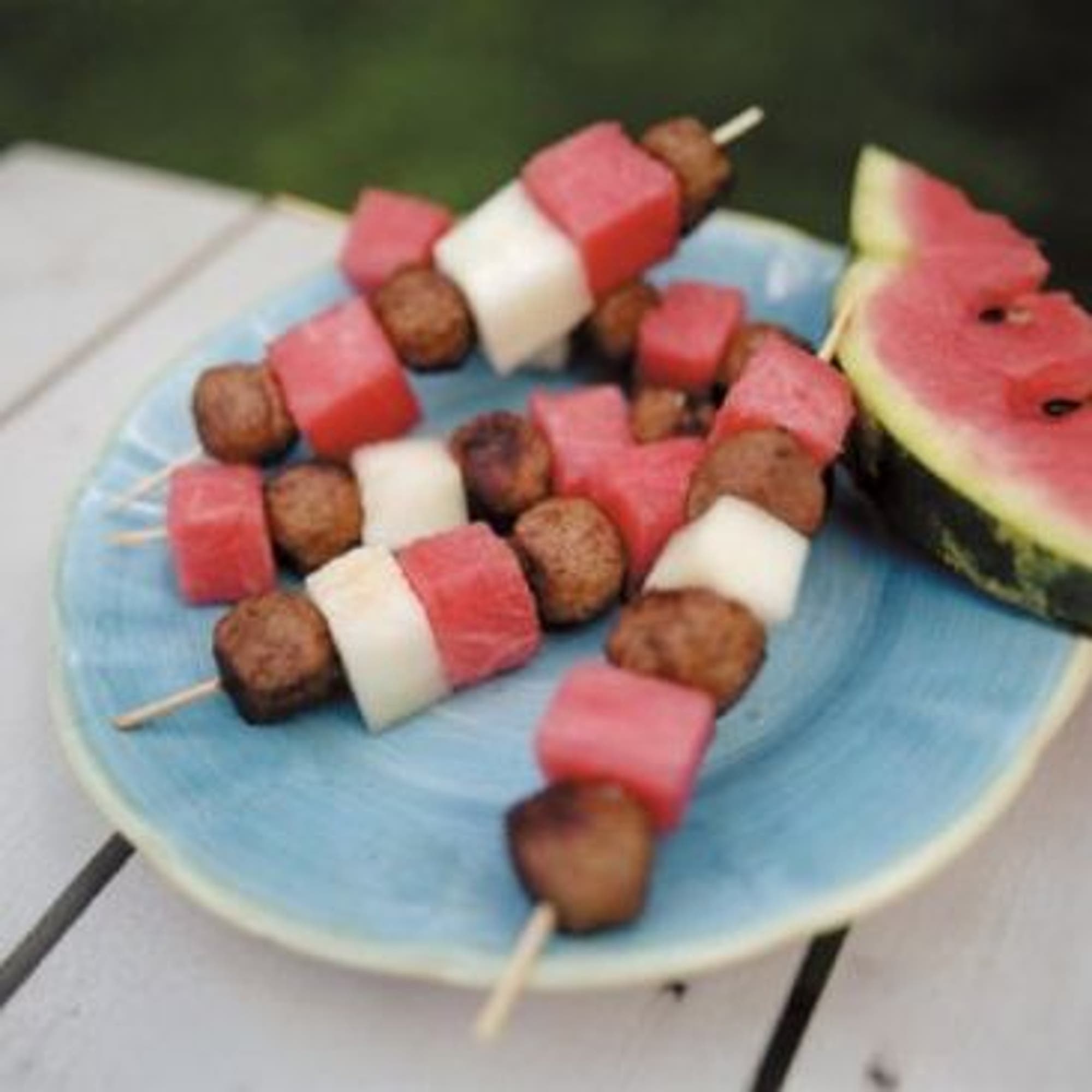 Barnens goda köttbullsspett med melon