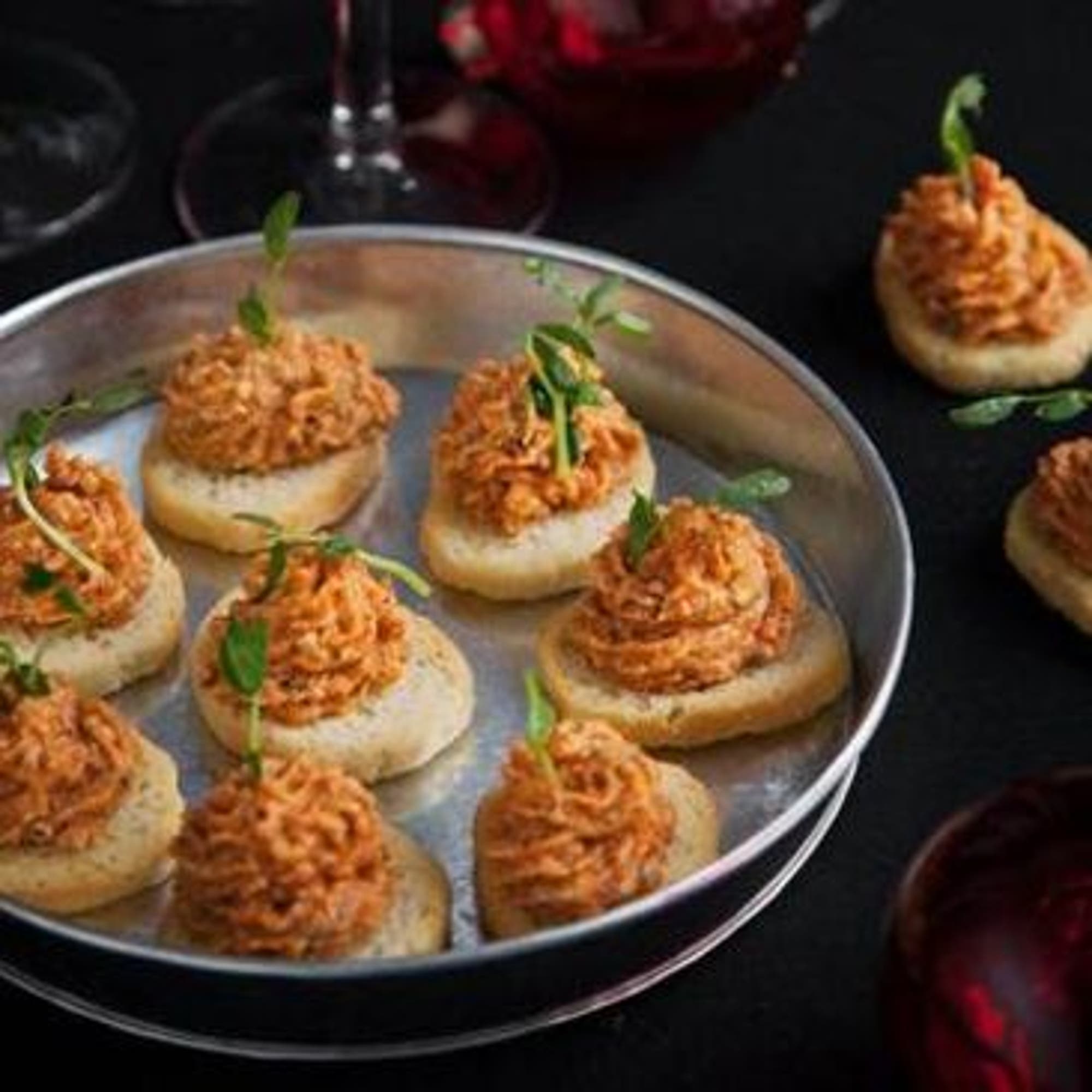 Cashewröra på crostini