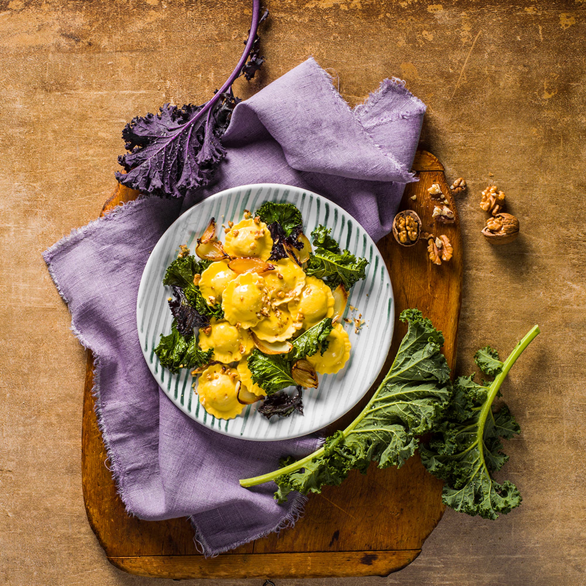 Girasoli Gorgonzola D.O.P. & valnötter med schalottenlök och svartkål