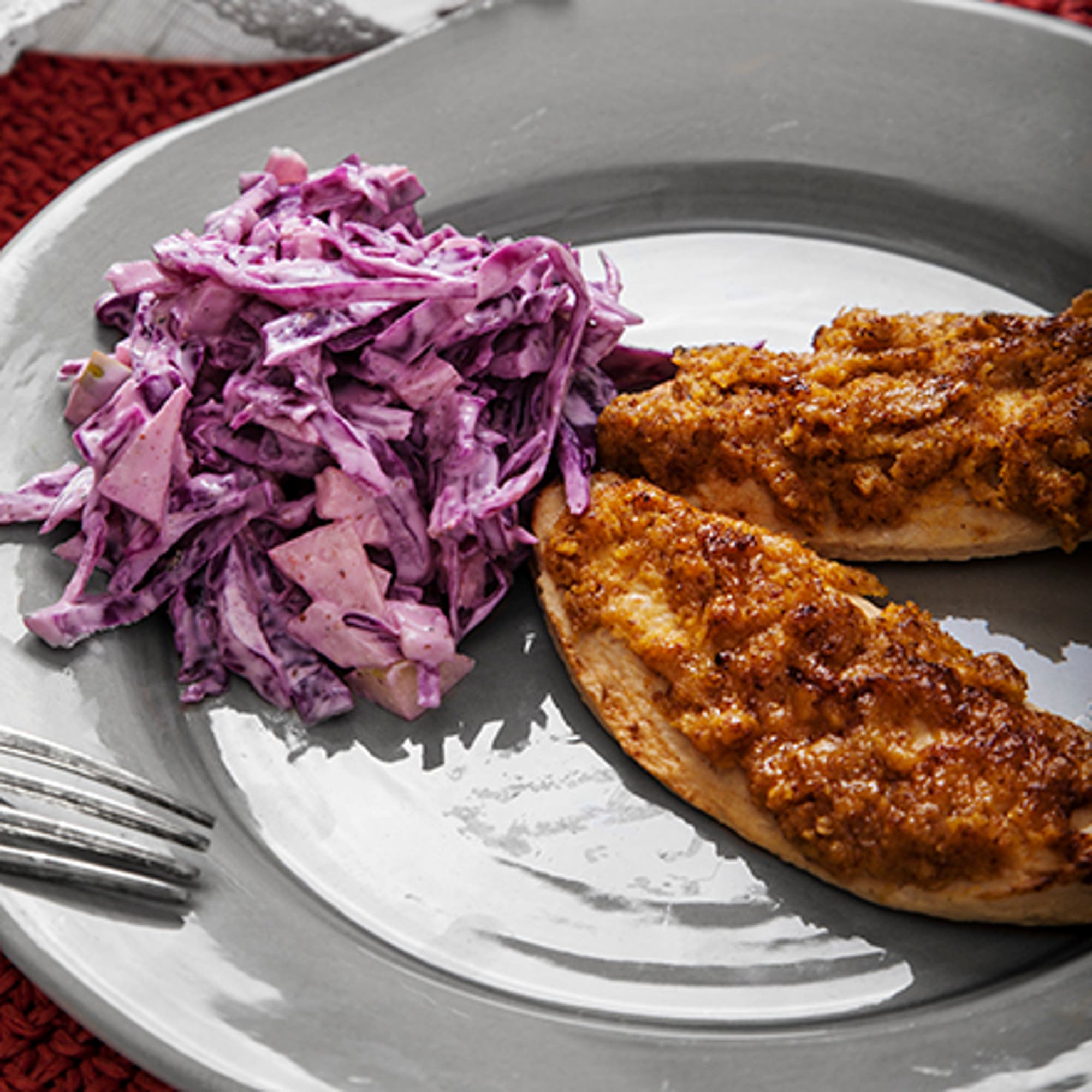 Senapsgriljerad quorn med röd coleslaw