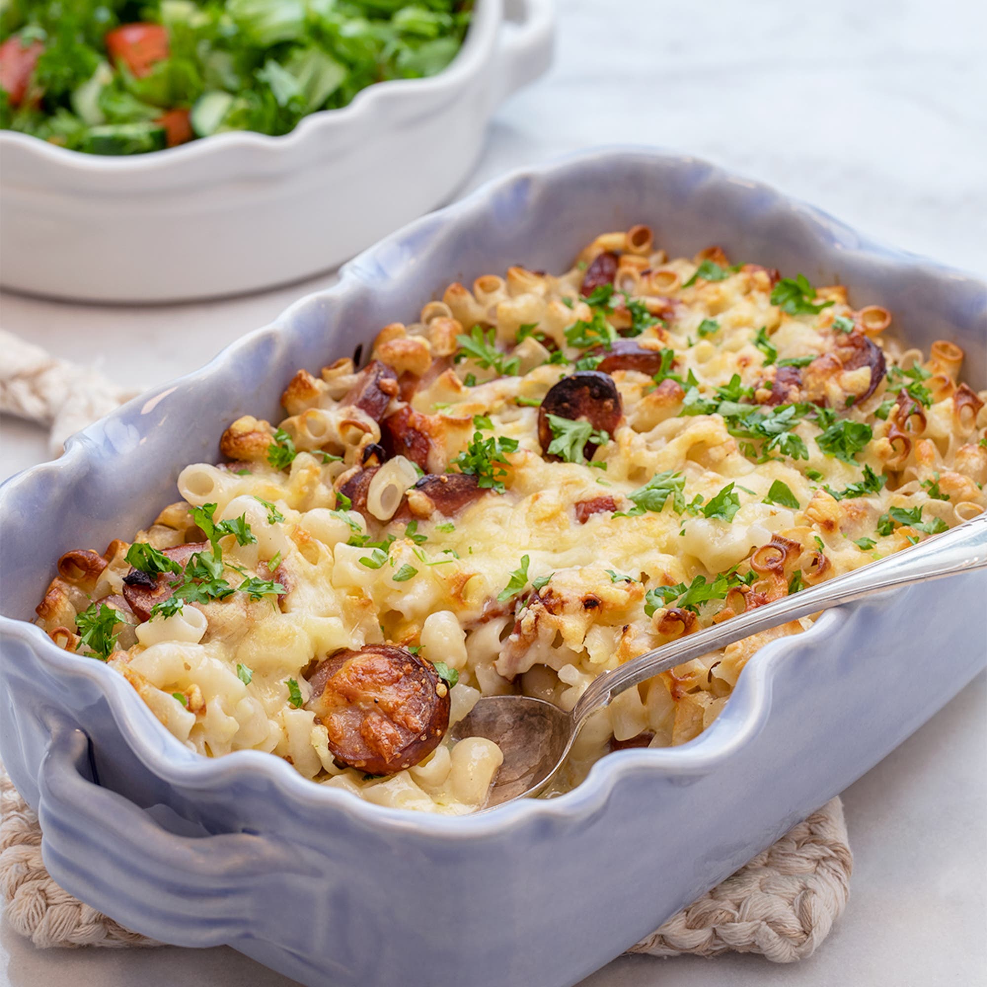 Makaronilåda med vegetarisk korv