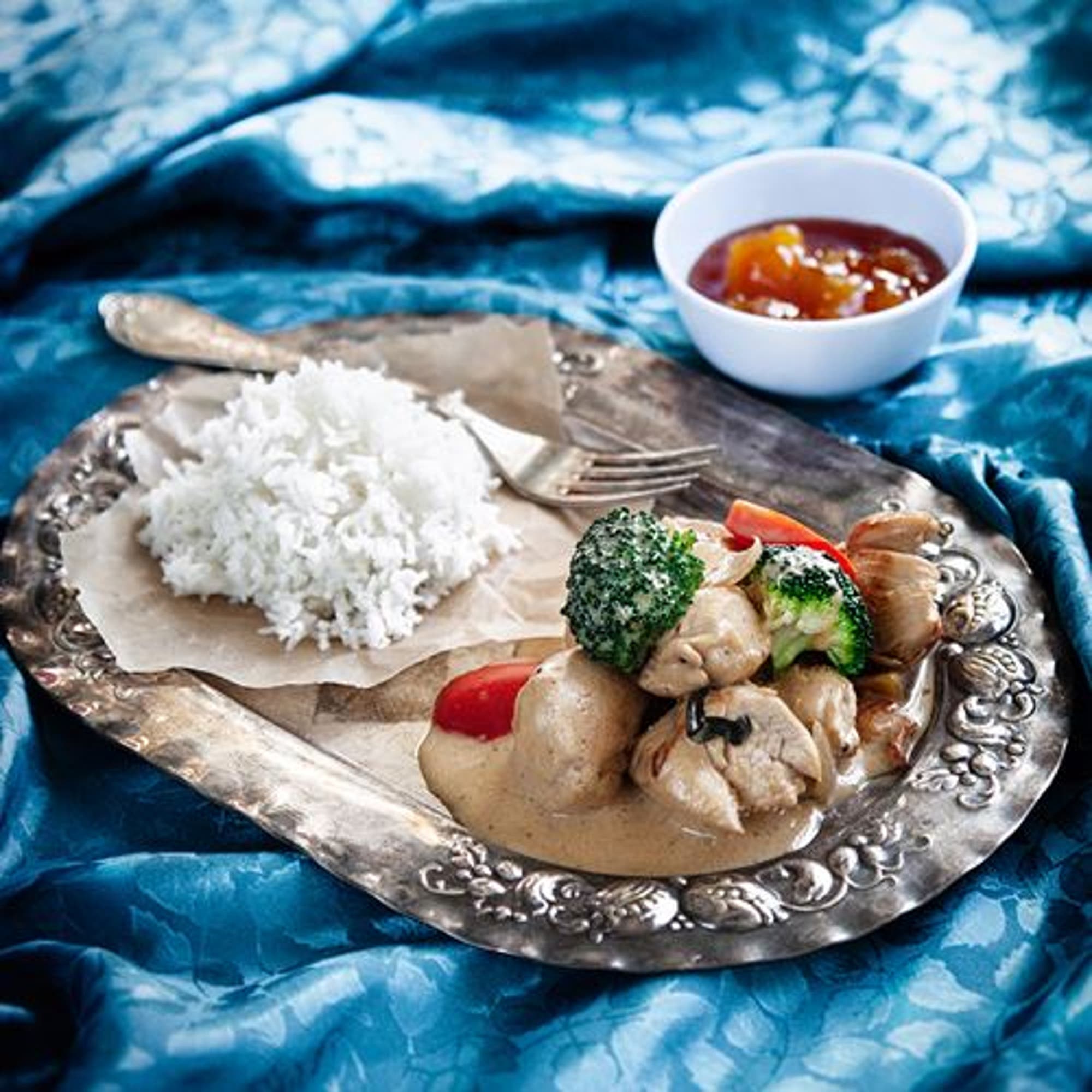 Indisk mangochutneykyckling