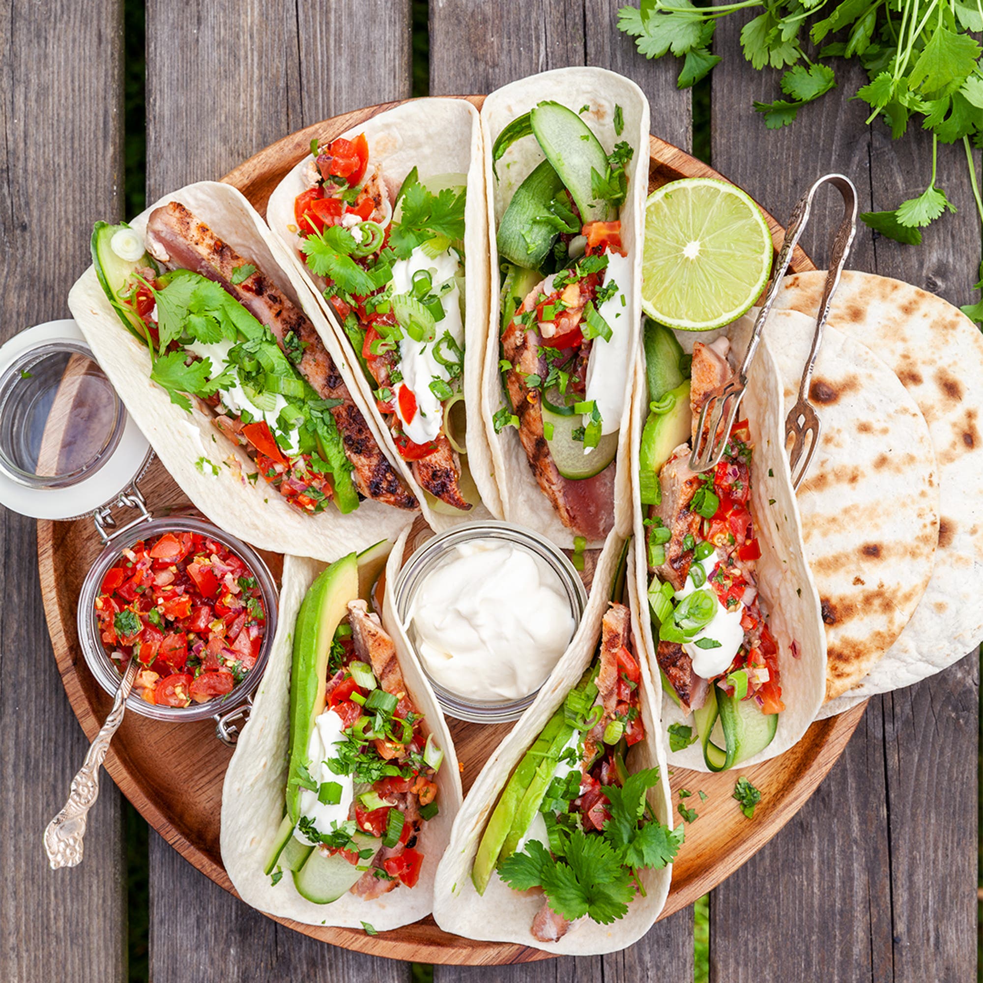 Grillade tonfisktacos med pico de gallo