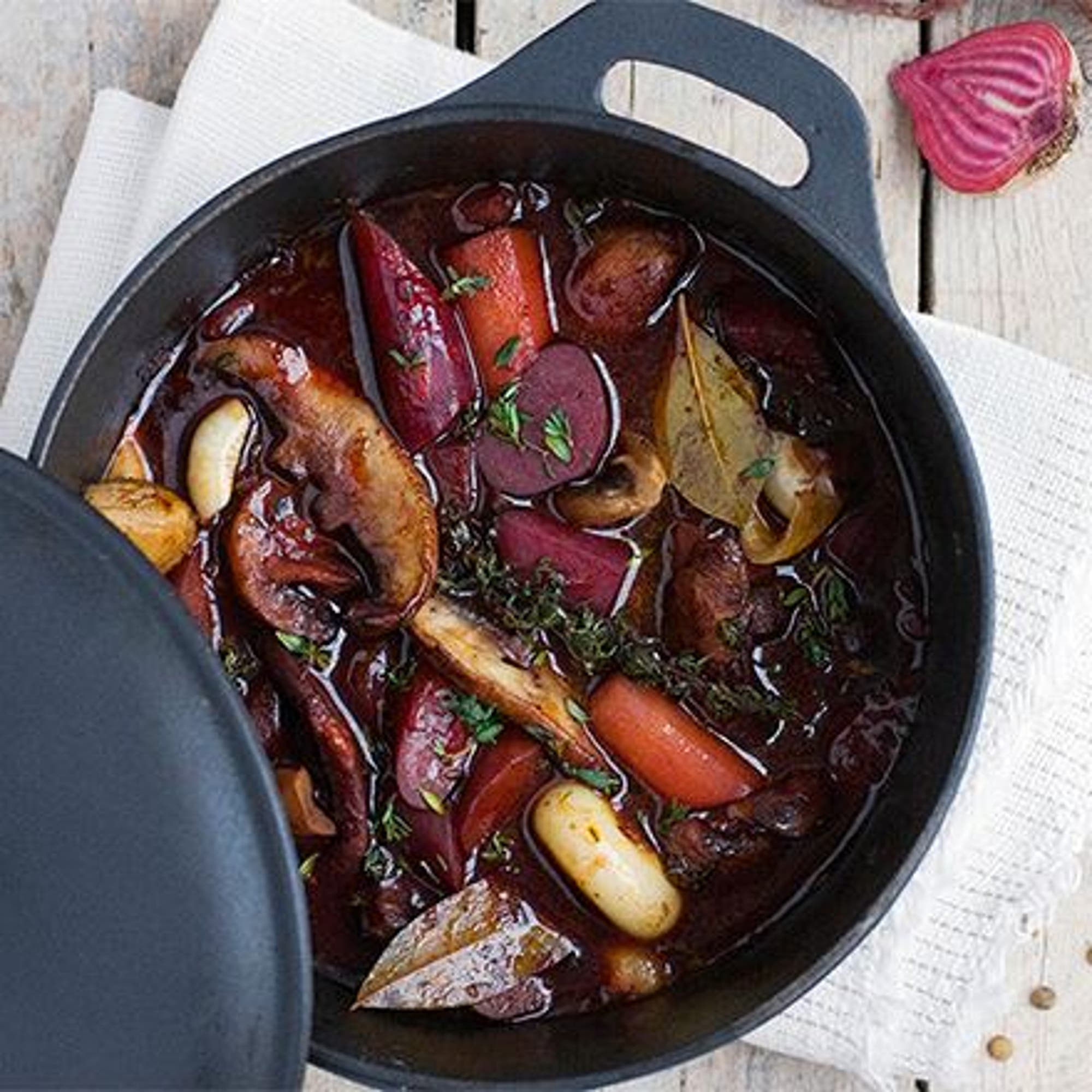 Rödbetsbourguignon