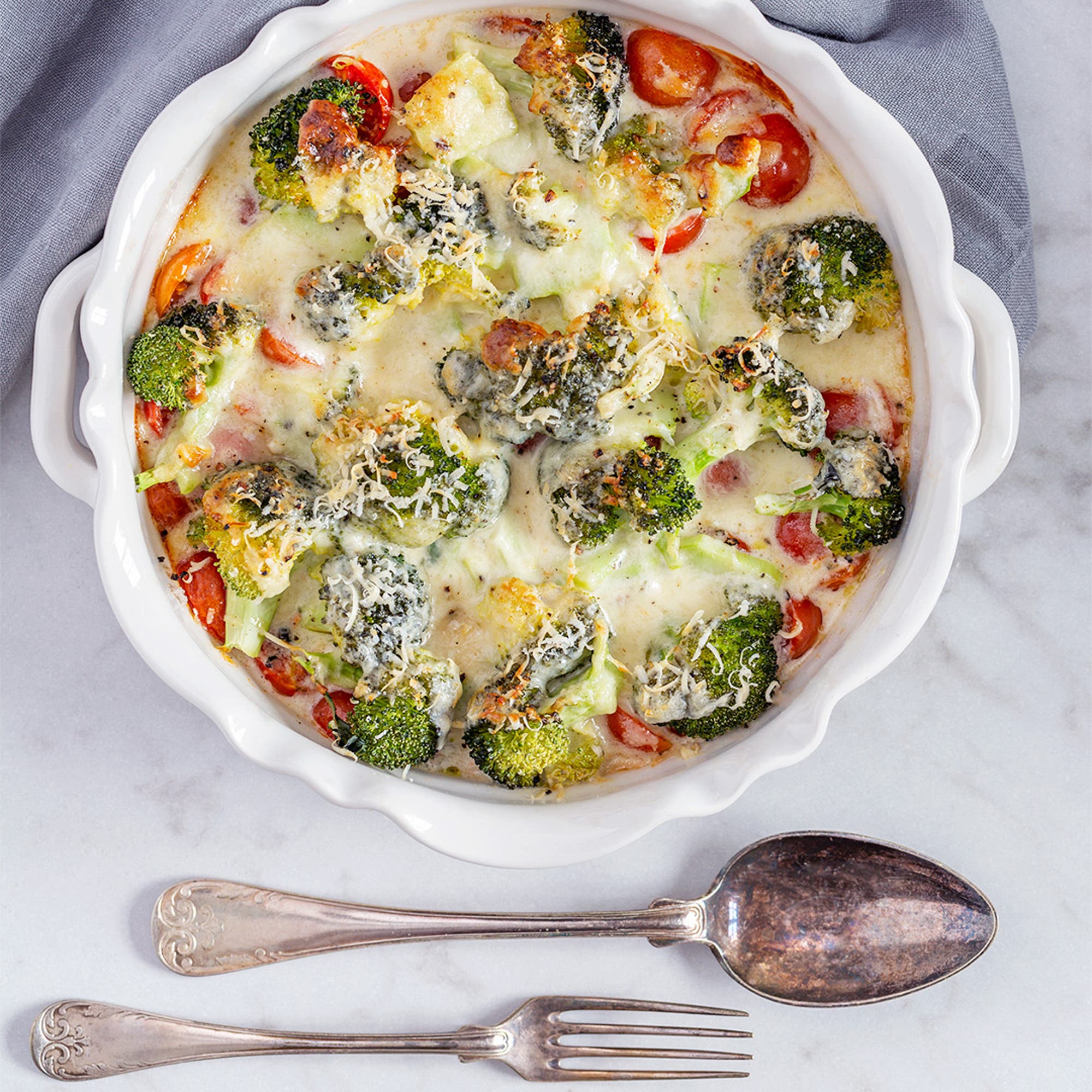 Krämig broccoligratäng